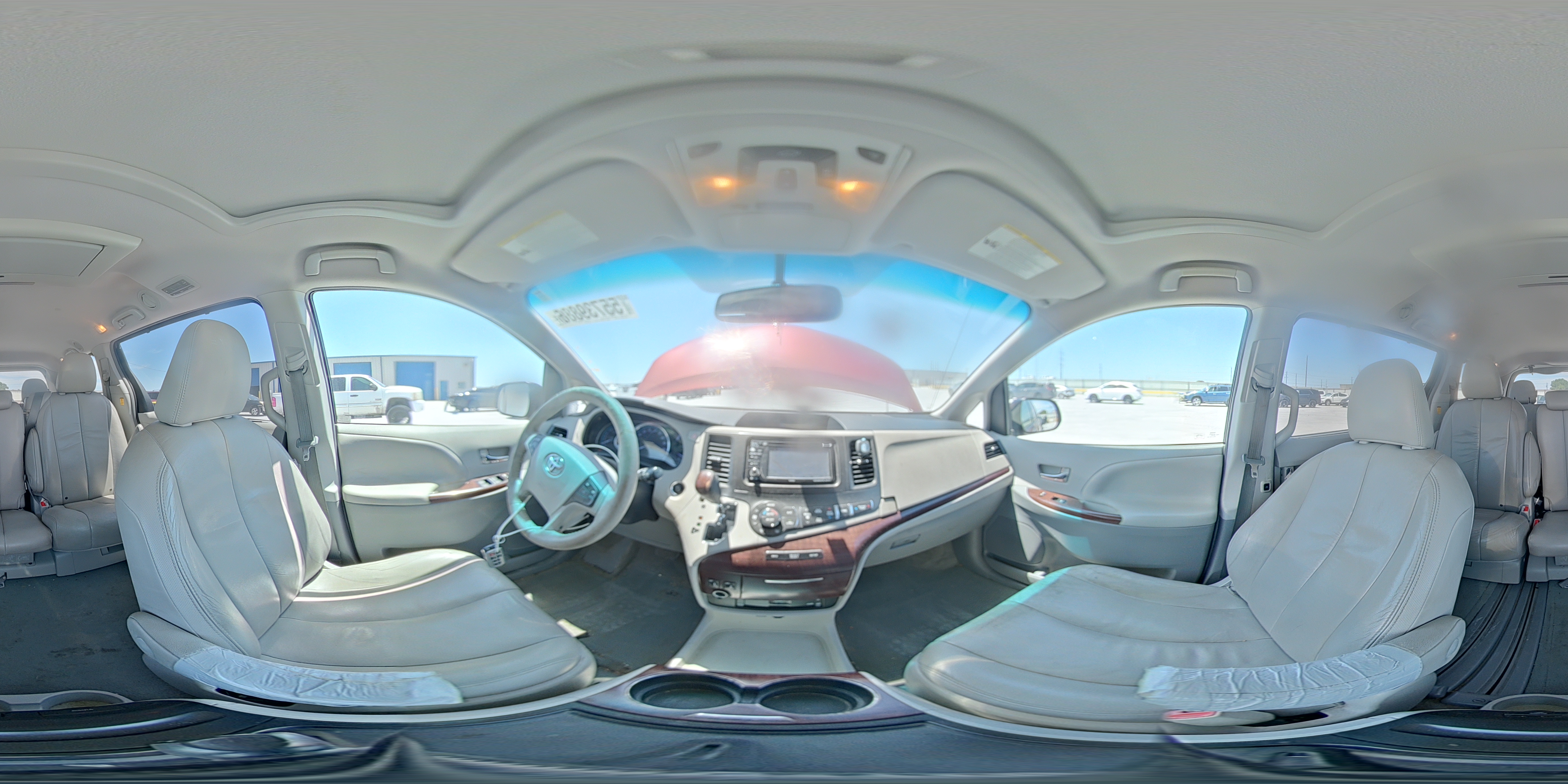 2012 Toyota Sienna Xle 8-passenger Maroon vin: 5TDYK3DC3CS243564