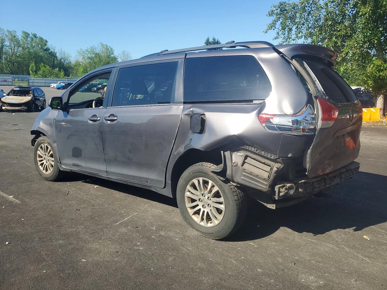 2012 Toyota Sienna Xle 8-passenger Gray vin: 5TDYK3DC3CS275687