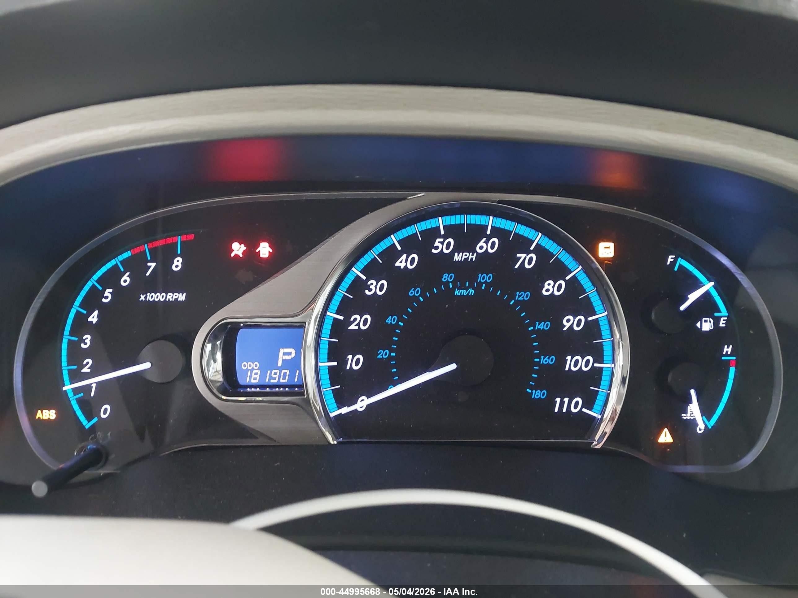 2013 Toyota Sienna Xle V6 8 Passenger Серый vin: 5TDYK3DC3DS302758