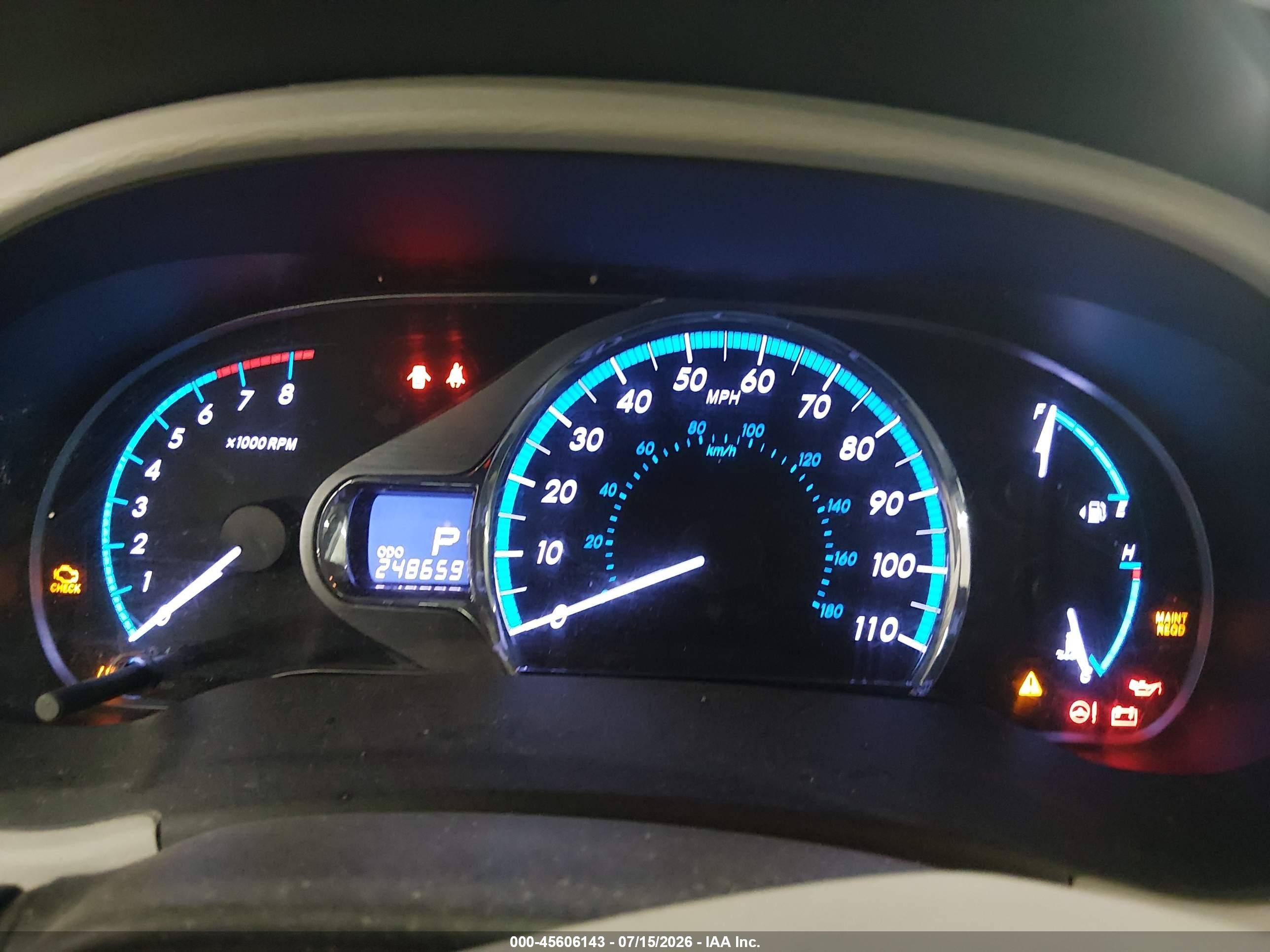 2013 Toyota Sienna Xle V6 8 Passenger Серебряный vin: 5TDYK3DC3DS310911
