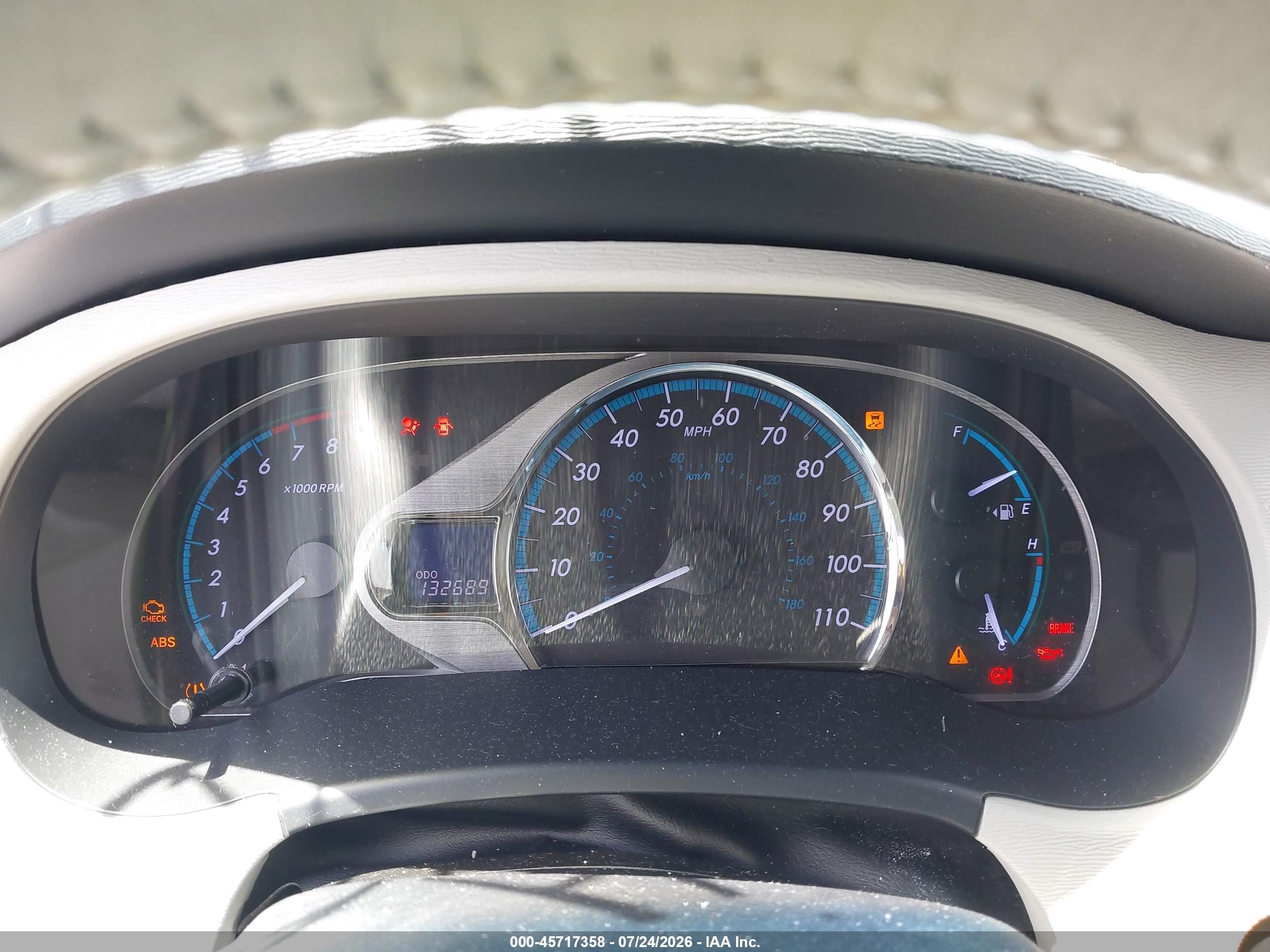 2013 Toyota Sienna Xle V6 8 Passenger Silver vin: 5TDYK3DC3DS367013
