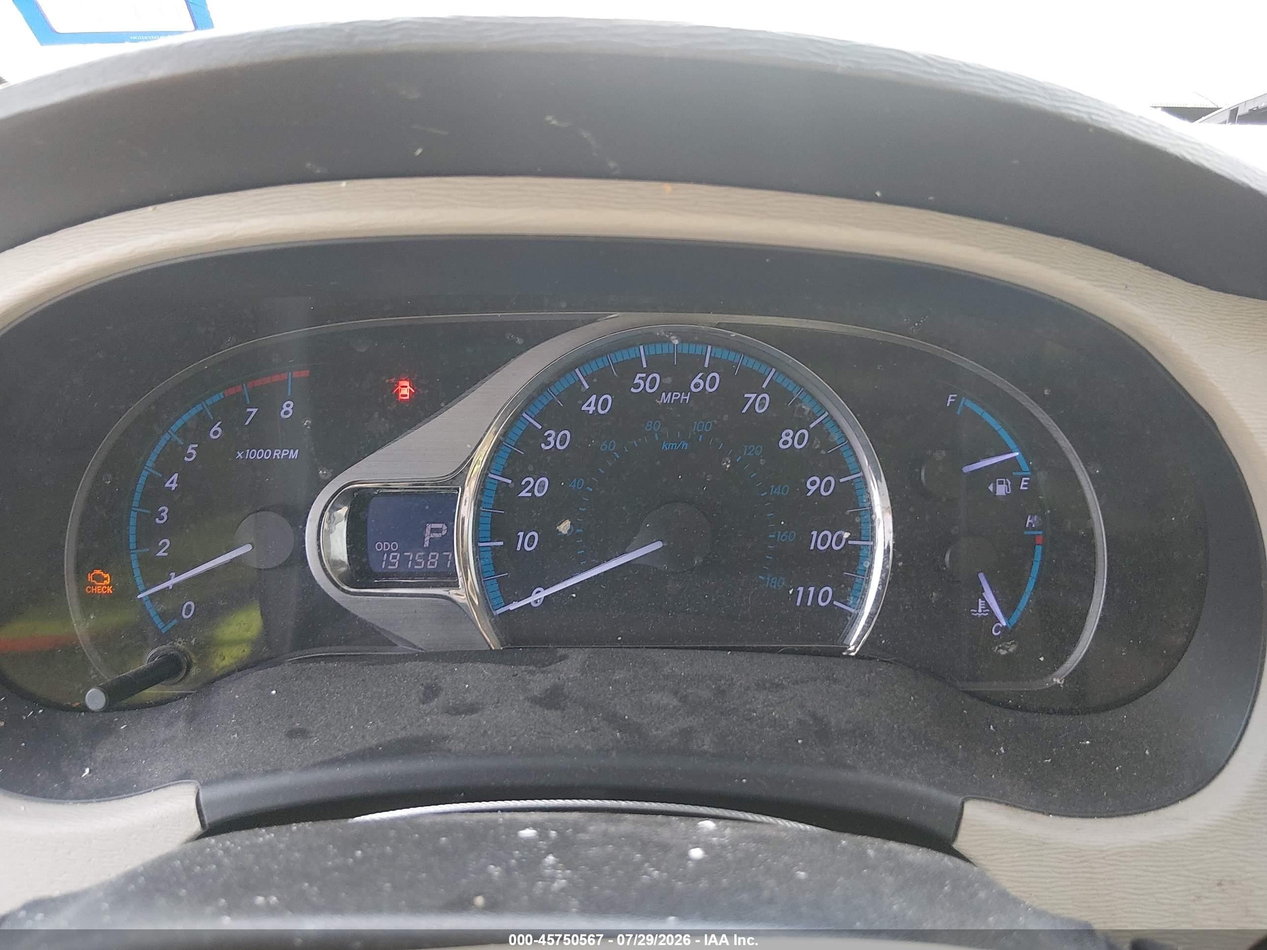 2013 Toyota Sienna Xle V6 8 Passenger Red vin: 5TDYK3DC3DS374088