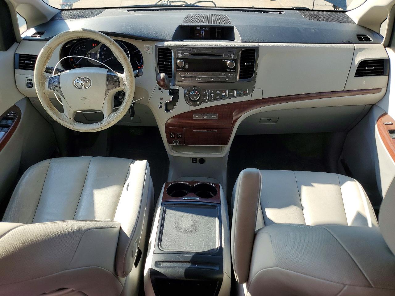 2014 Toyota Sienna Xle 8-passenger Gray vin: 5TDYK3DC3ES427082