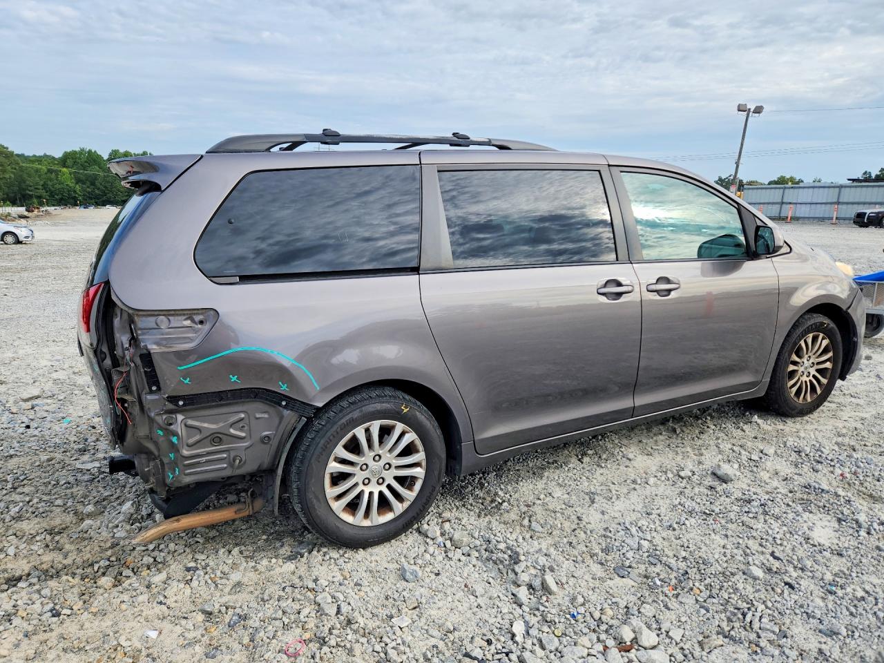 2014 Toyota Sienna Серый vin: 5TDYK3DC3ES433660