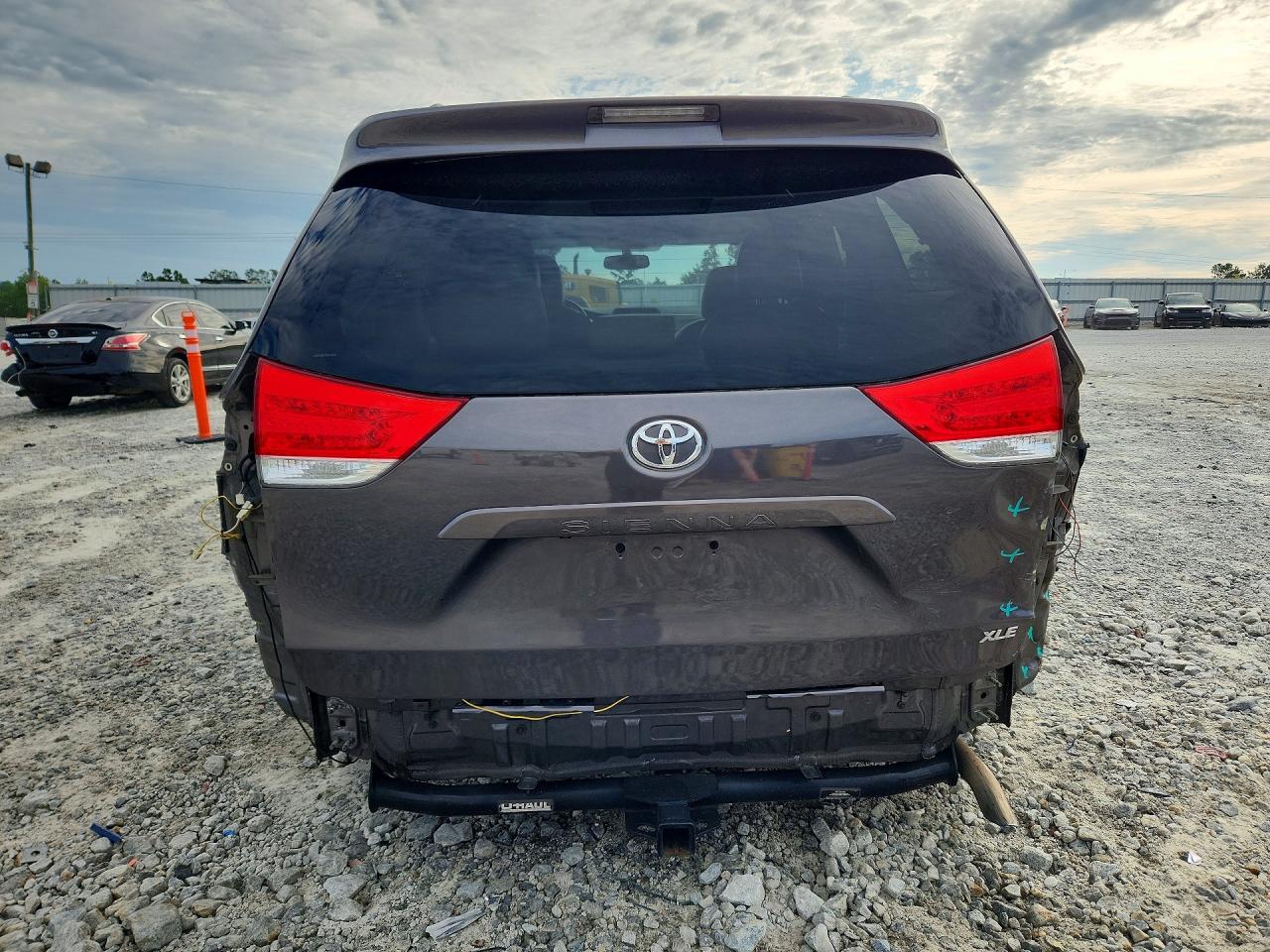 2014 Toyota Sienna Серый vin: 5TDYK3DC3ES433660