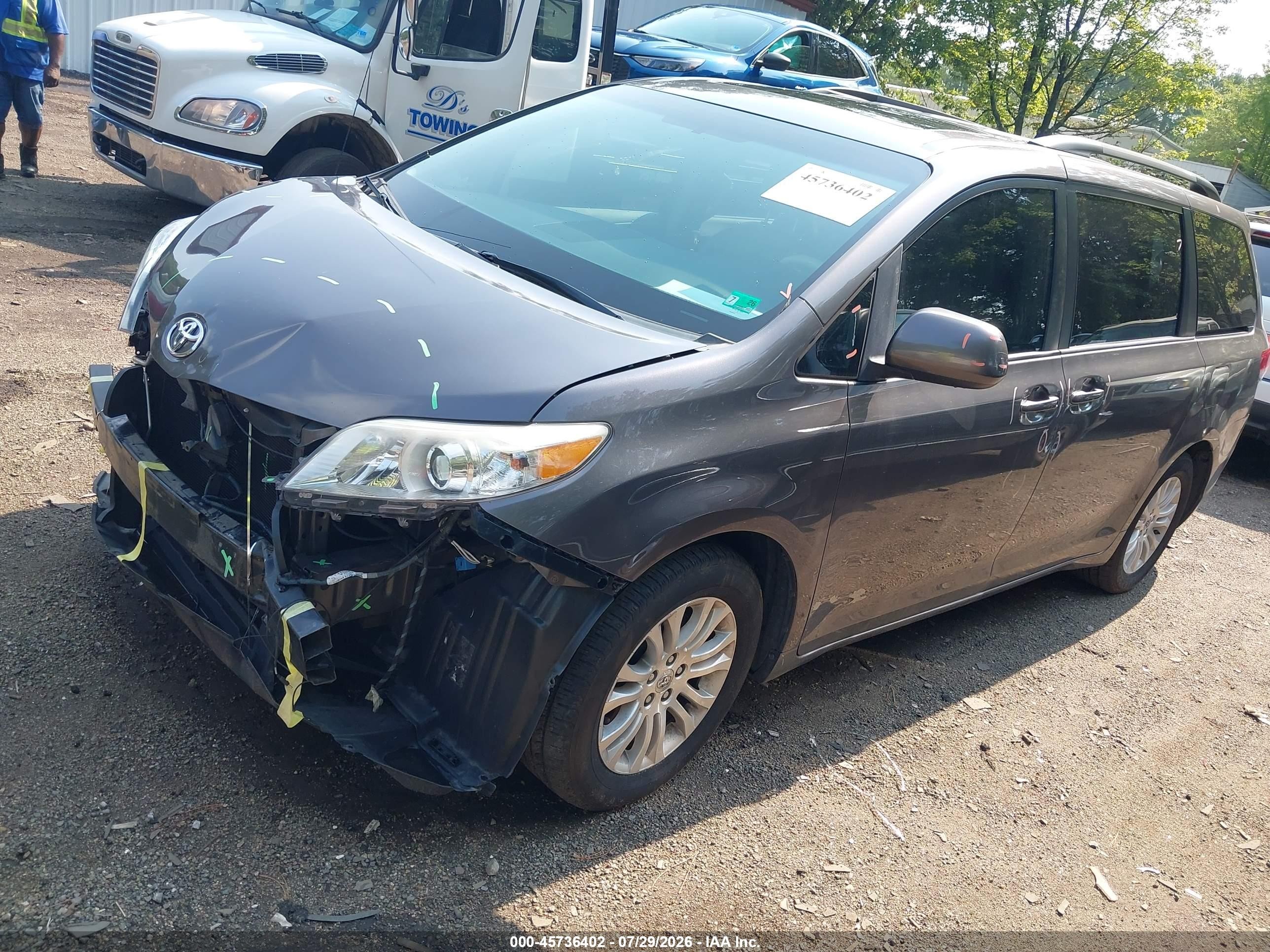 2014 Toyota Sienna Xle V6 8 Passenger Серый vin: 5TDYK3DC3ES433884
