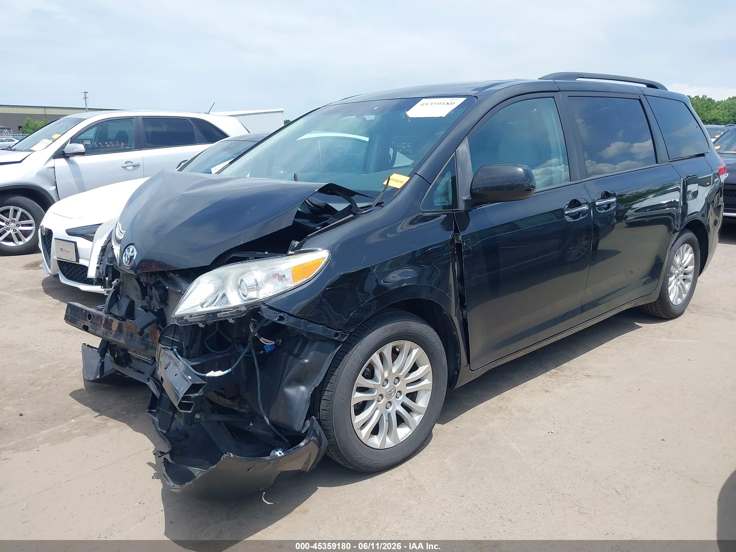 2014 Toyota Sienna Xle V6 8 Passenger Black vin: 5TDYK3DC3ES435330