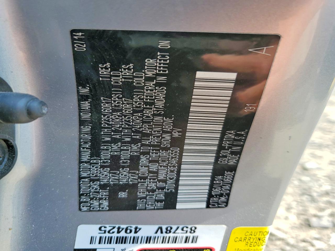 2014 Toyota Sienna Xle 8-passenger Silver vin: 5TDYK3DC3ES463550
