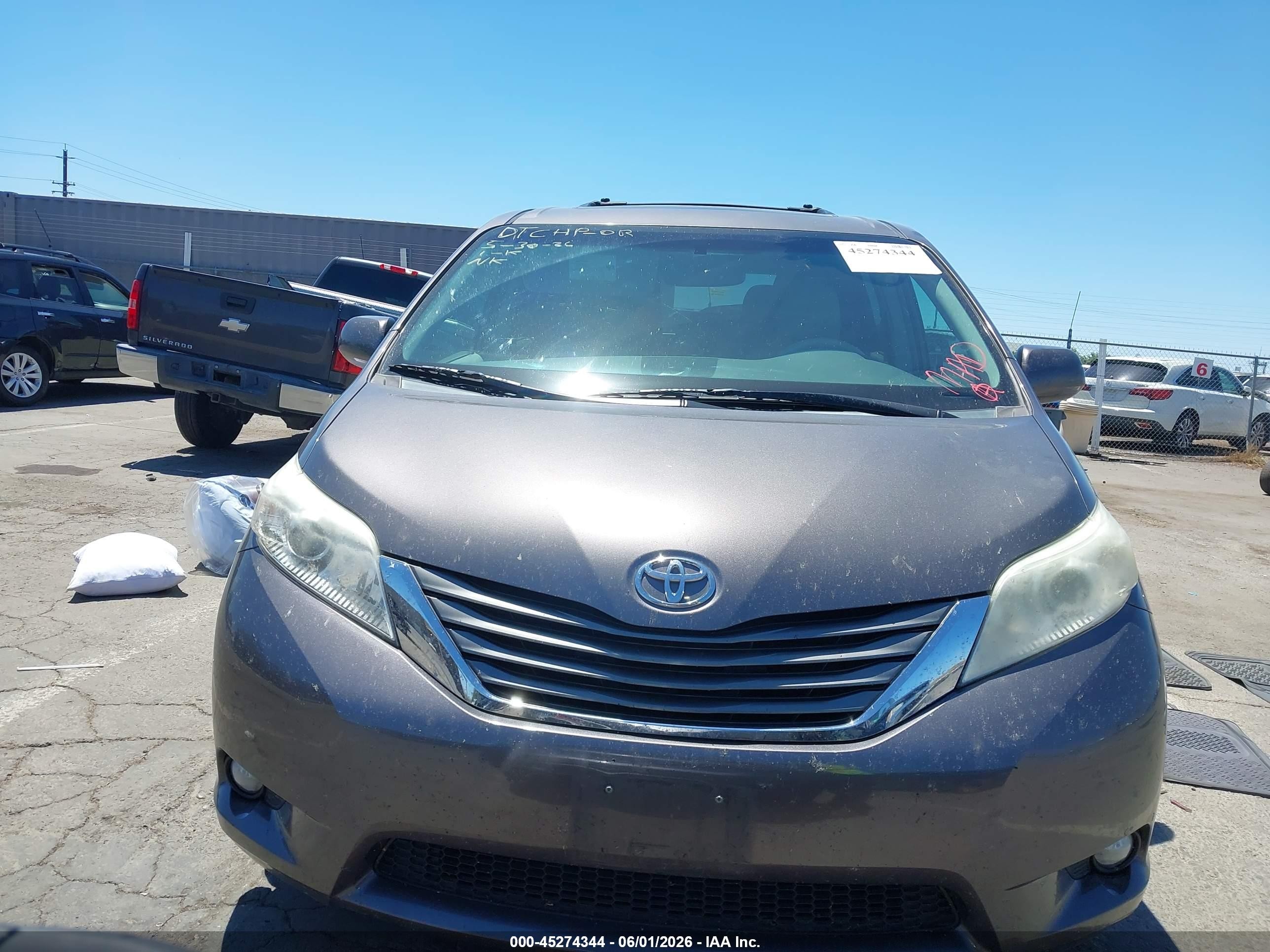 2014 Toyota Sienna Xle/limited Серый vin: 5TDYK3DC3ES480493