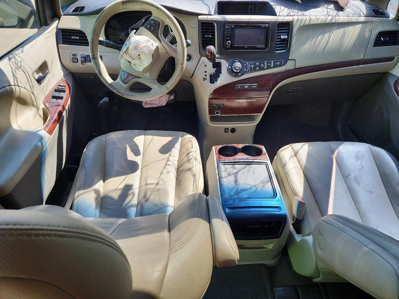 2014 Toyota Sienna Xle 8-passenger Бежевый vin: 5TDYK3DC3ES517705