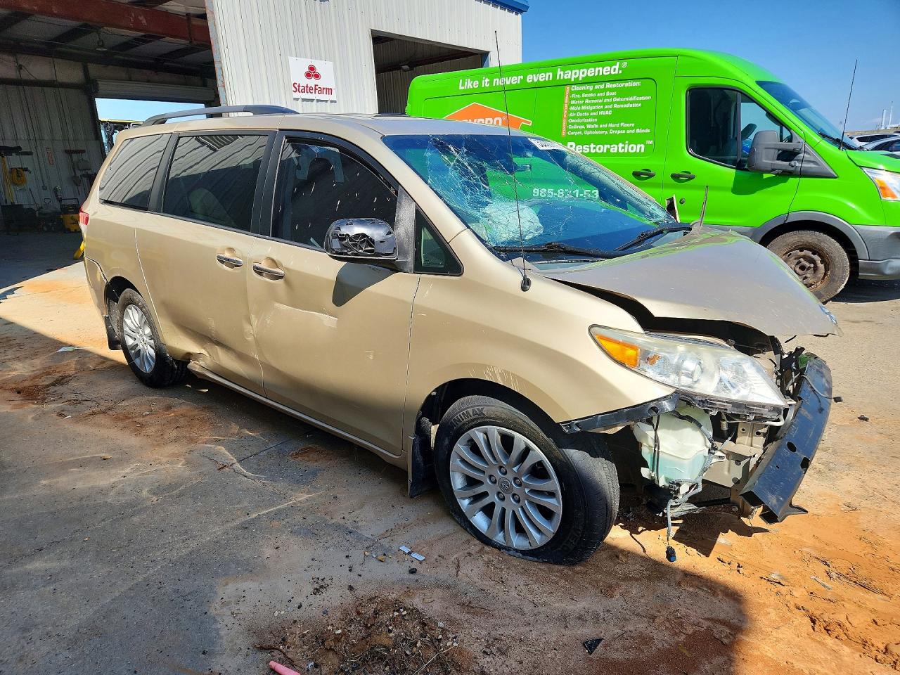 2014 Toyota Sienna Xle 8-passenger Бежевый vin: 5TDYK3DC3ES517705