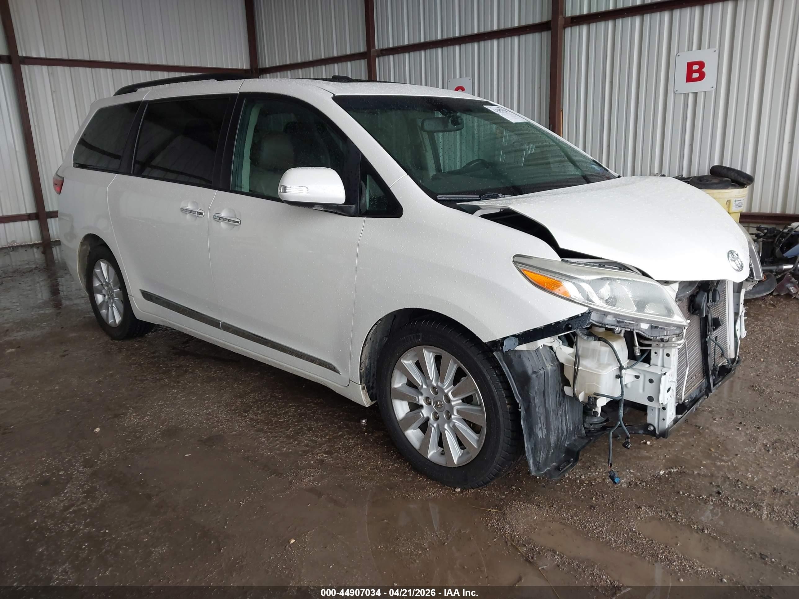 2015 Toyota Sienna Limited Premium 7 Passenger Белый vin: 5TDYK3DC3FS543383
