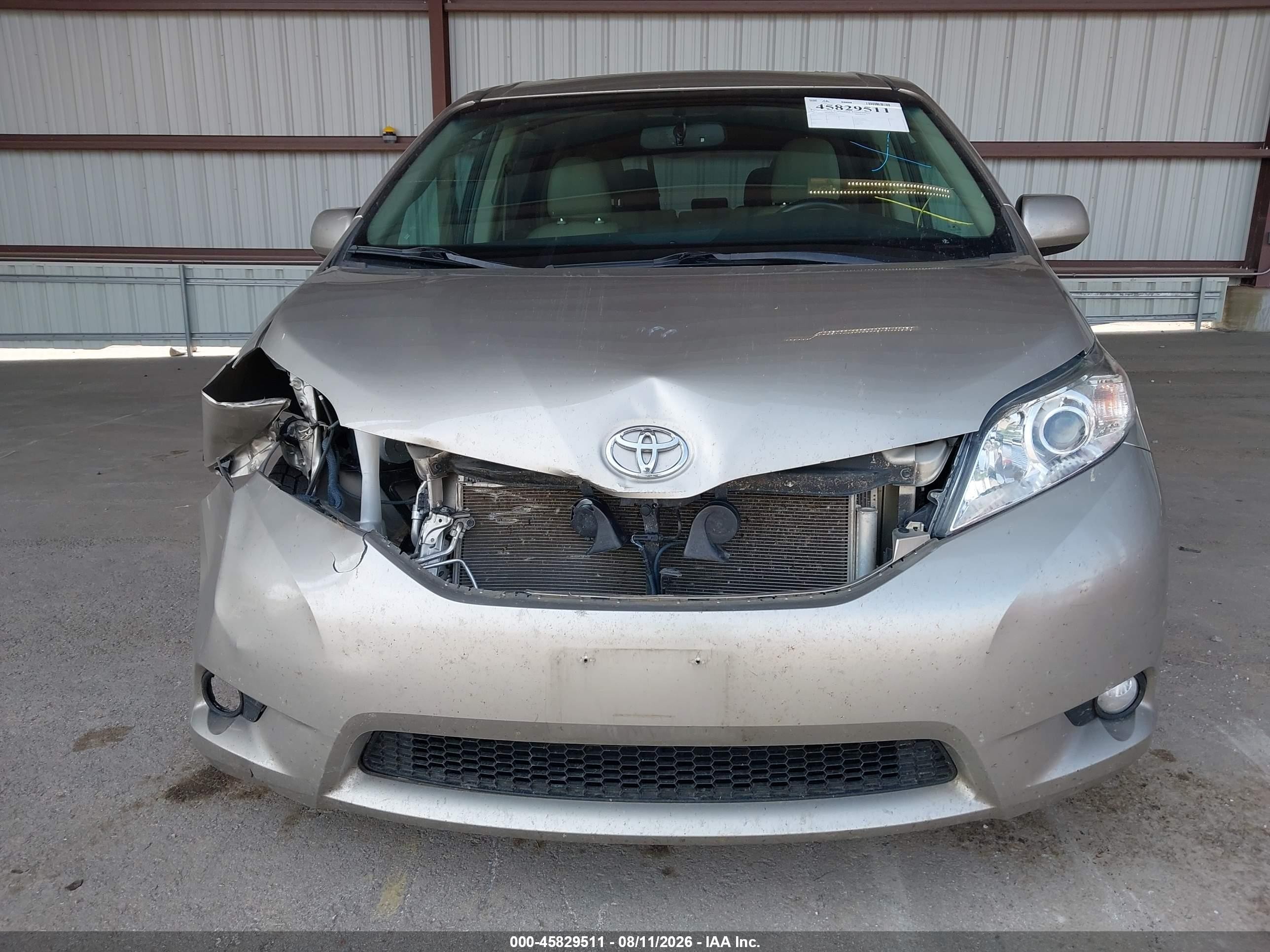 2015 Toyota Sienna Xle 8 Passenger Brown vin: 5TDYK3DC3FS550270