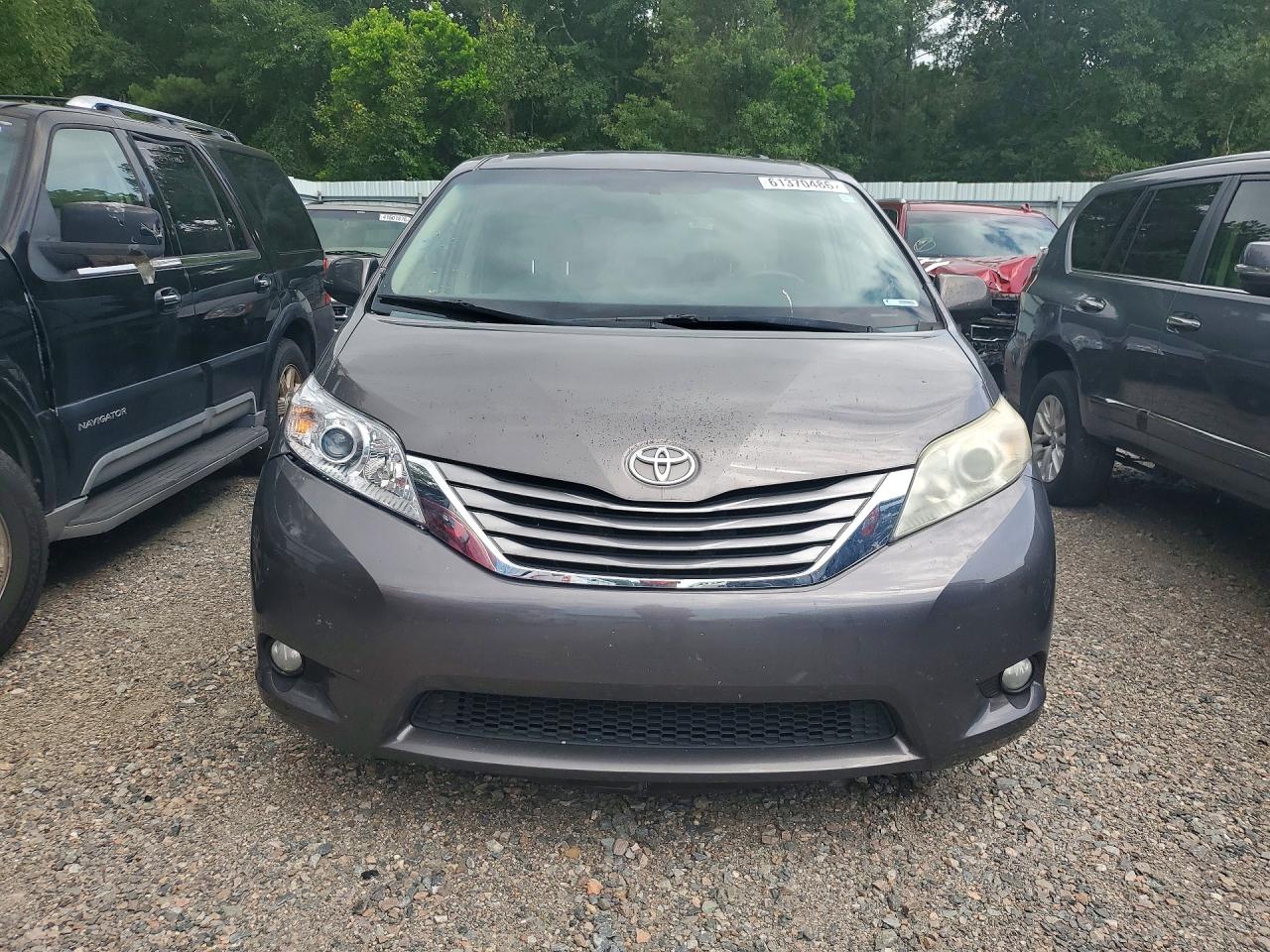 2015 Toyota Sienna Xle Premium 8-passenger Gray vin: 5TDYK3DC3FS556277