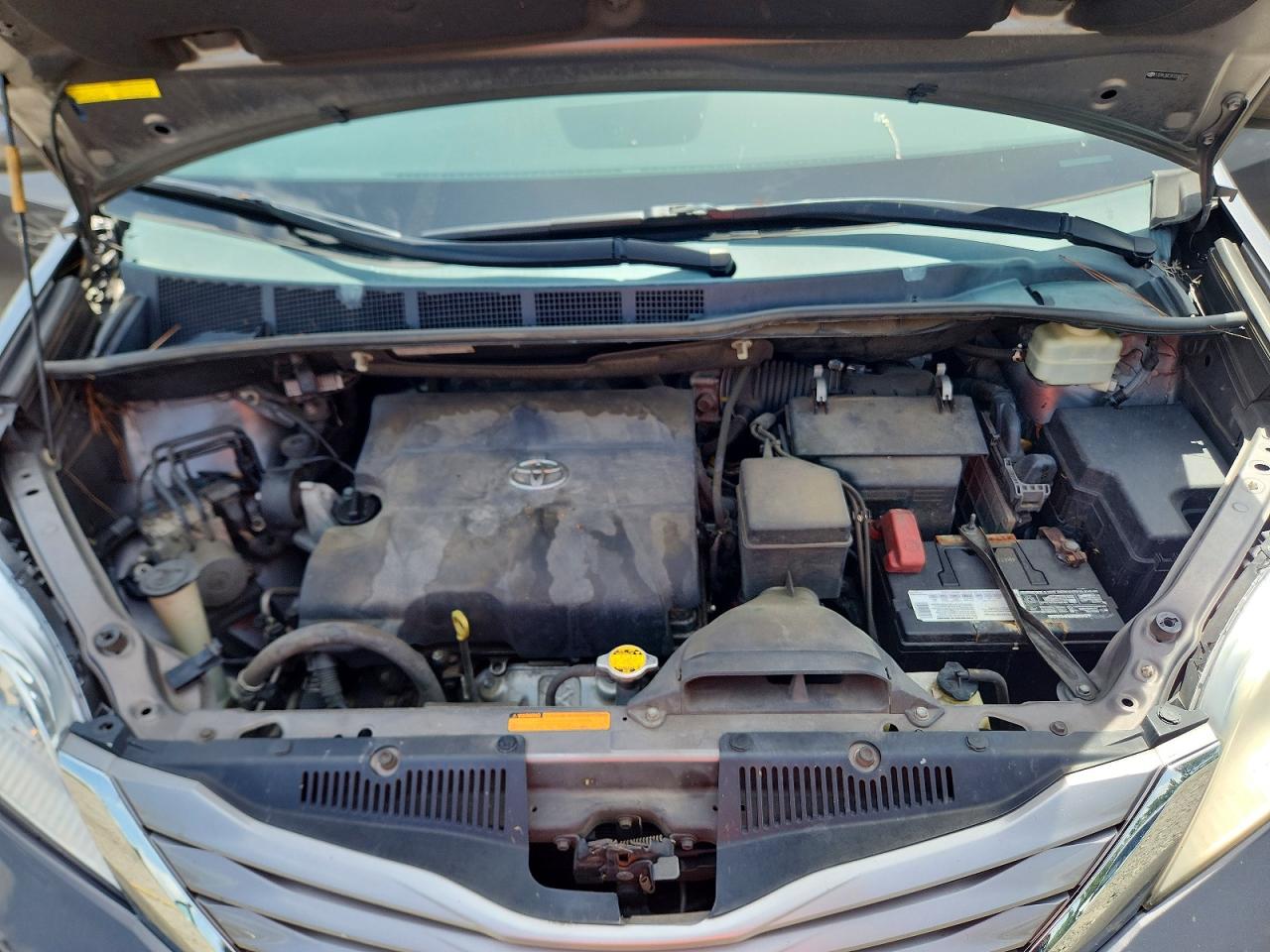 2015 Toyota Sienna Xle Premium 8-passenger Gray vin: 5TDYK3DC3FS556277