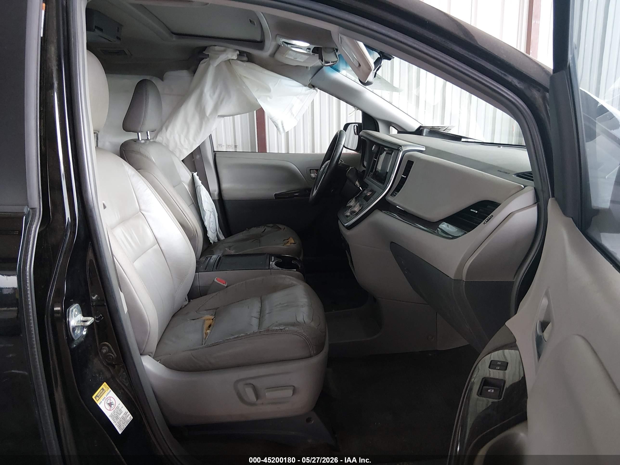 2015 Toyota Sienna Xle 8 Passenger Black vin: 5TDYK3DC3FS608815