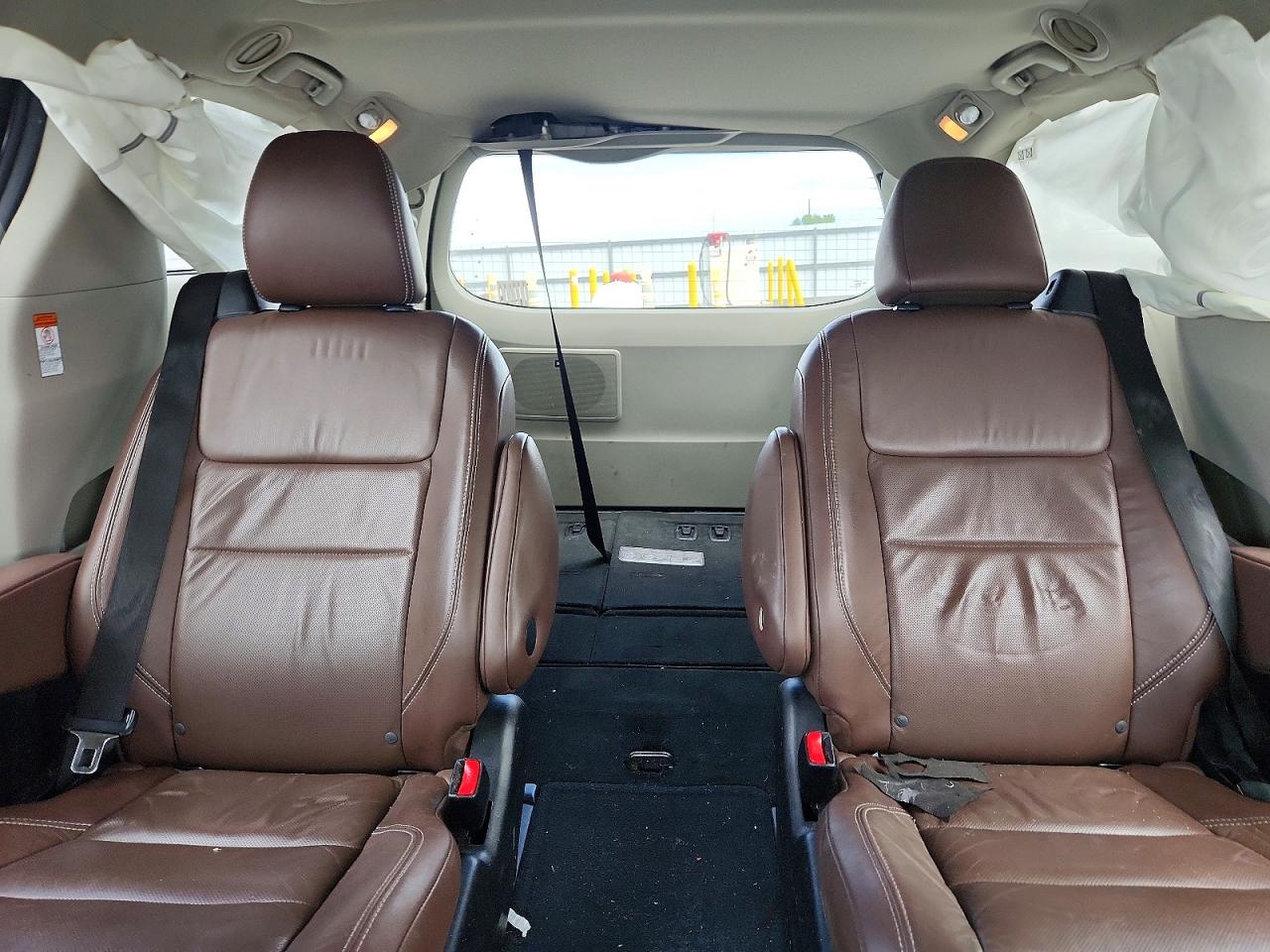 2015 Toyota Sienna Limited Premium 7-passenger Charcoal vin: 5TDYK3DC3FS617417