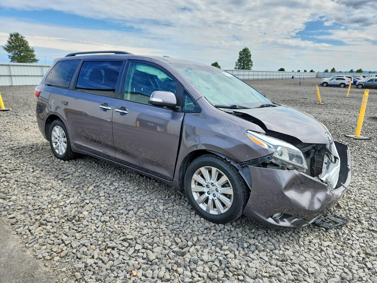 2015 Toyota Sienna Limited Premium 7-passenger Charcoal vin: 5TDYK3DC3FS617417