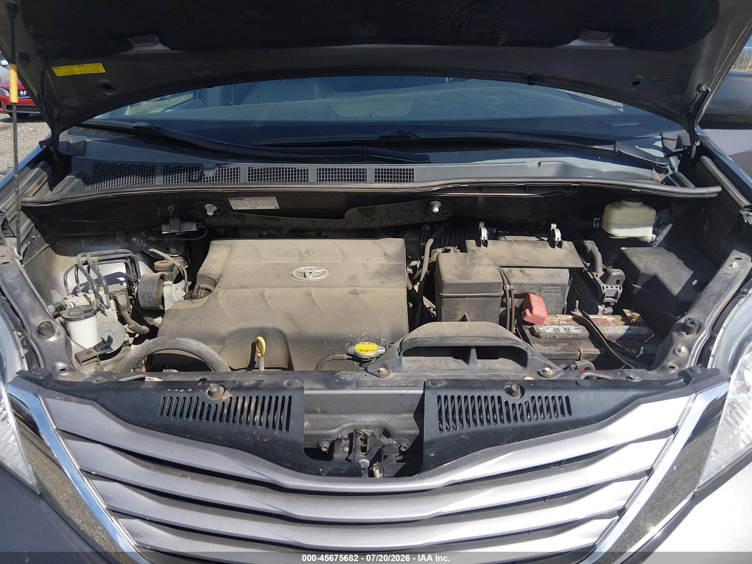 2015 Toyota Sienna Xle Premium 8 Passenger Gray vin: 5TDYK3DC3FS638932