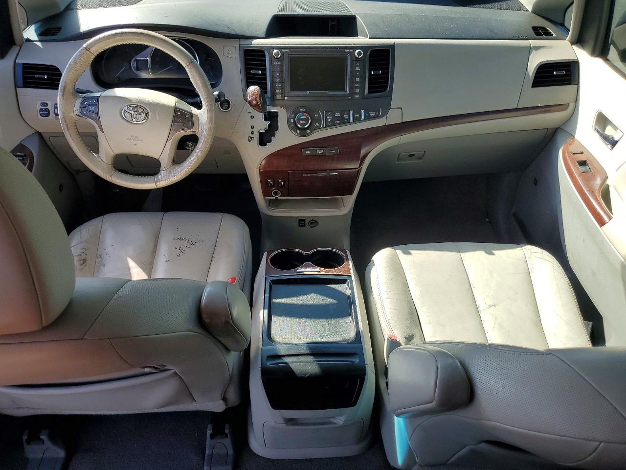 2011 Toyota Sienna Xle 8-passenger Charcoal vin: 5TDYK3DC4BS049320