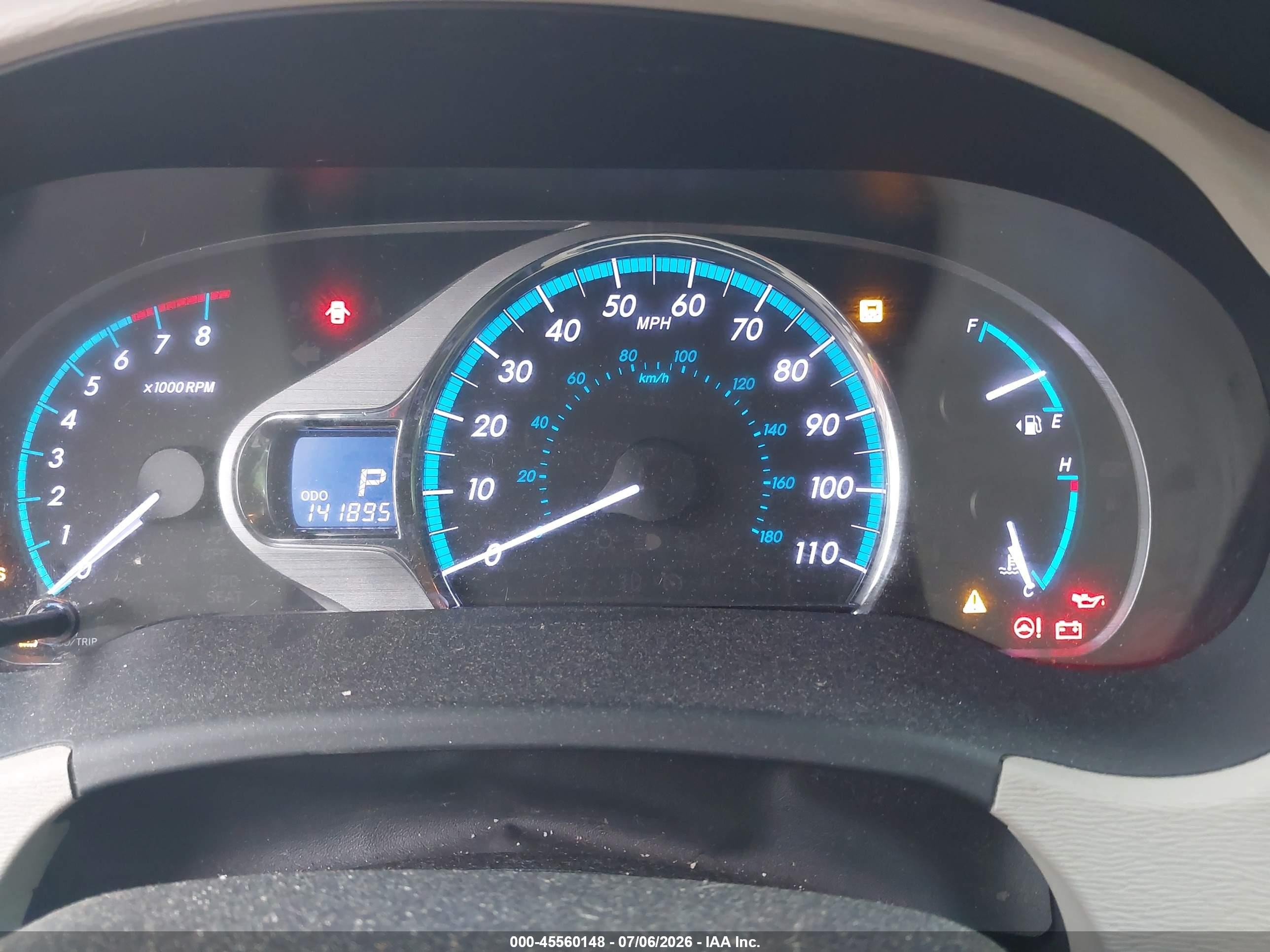2011 Toyota Sienna Xle V6 Green vin: 5TDYK3DC4BS058275