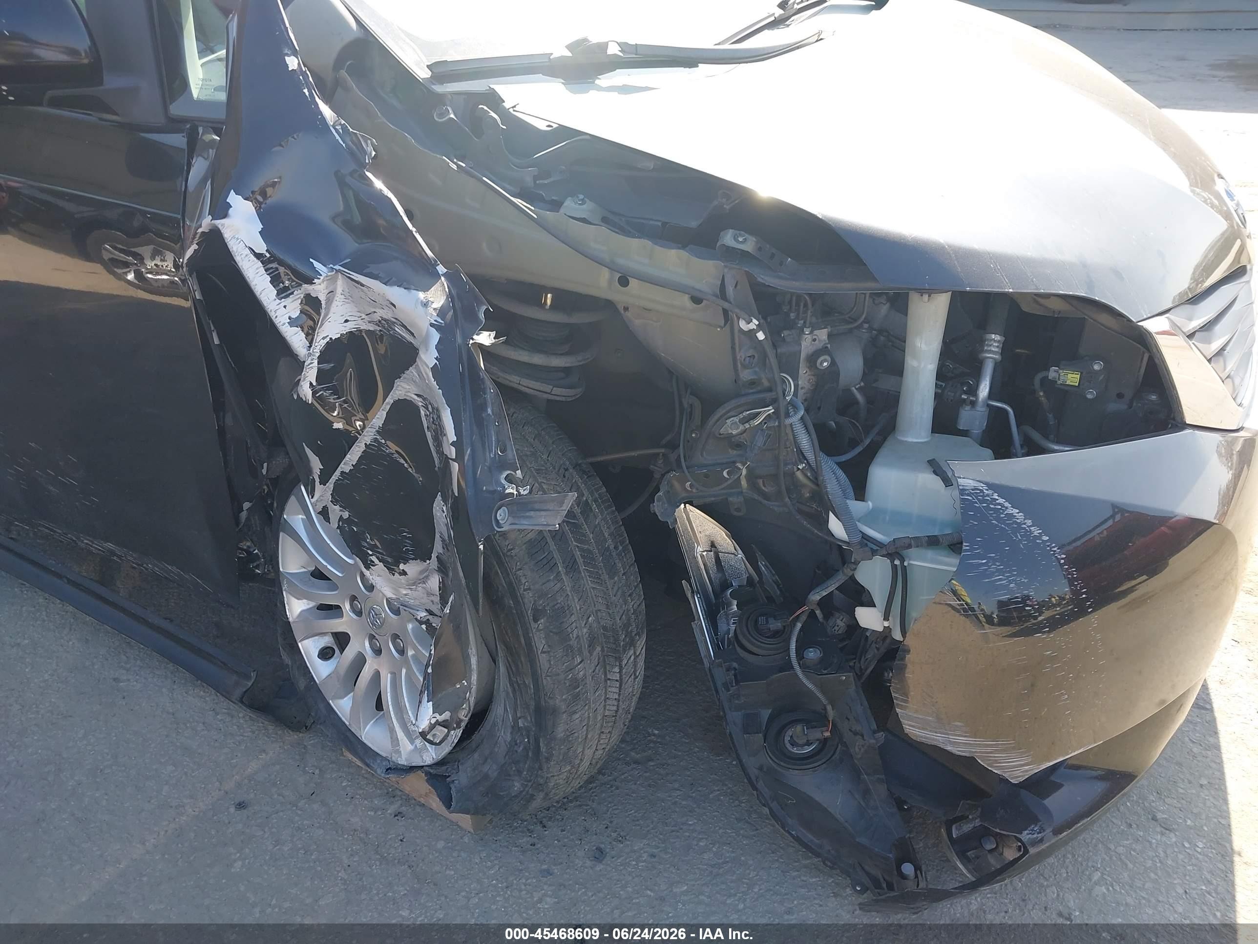 2011 Toyota Sienna Xle V6 Черный vin: 5TDYK3DC4BS065498