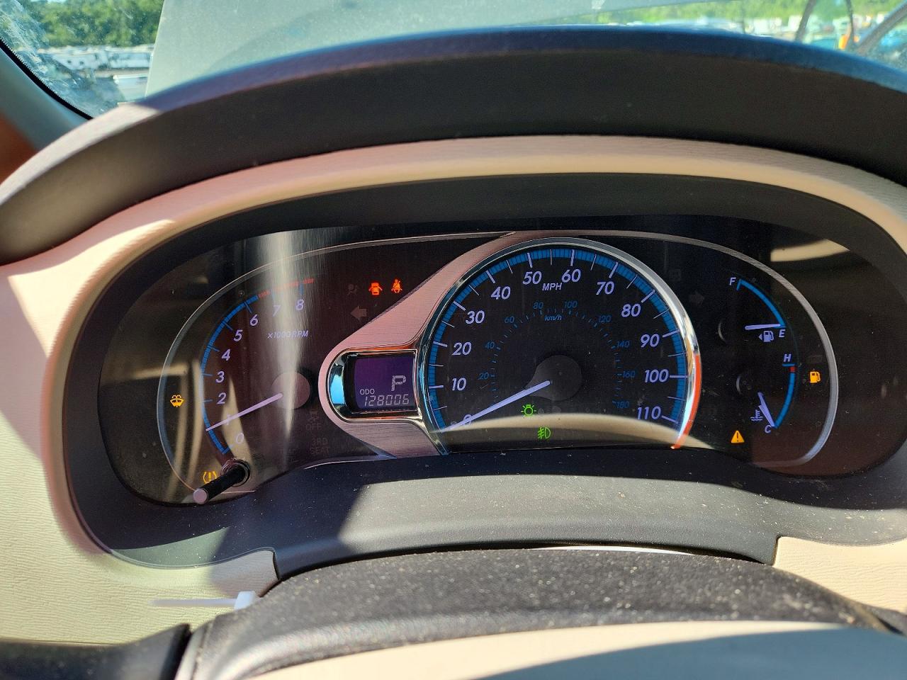 2011 Toyota Sienna Xle 8-passenger Gray vin: 5TDYK3DC4BS077277