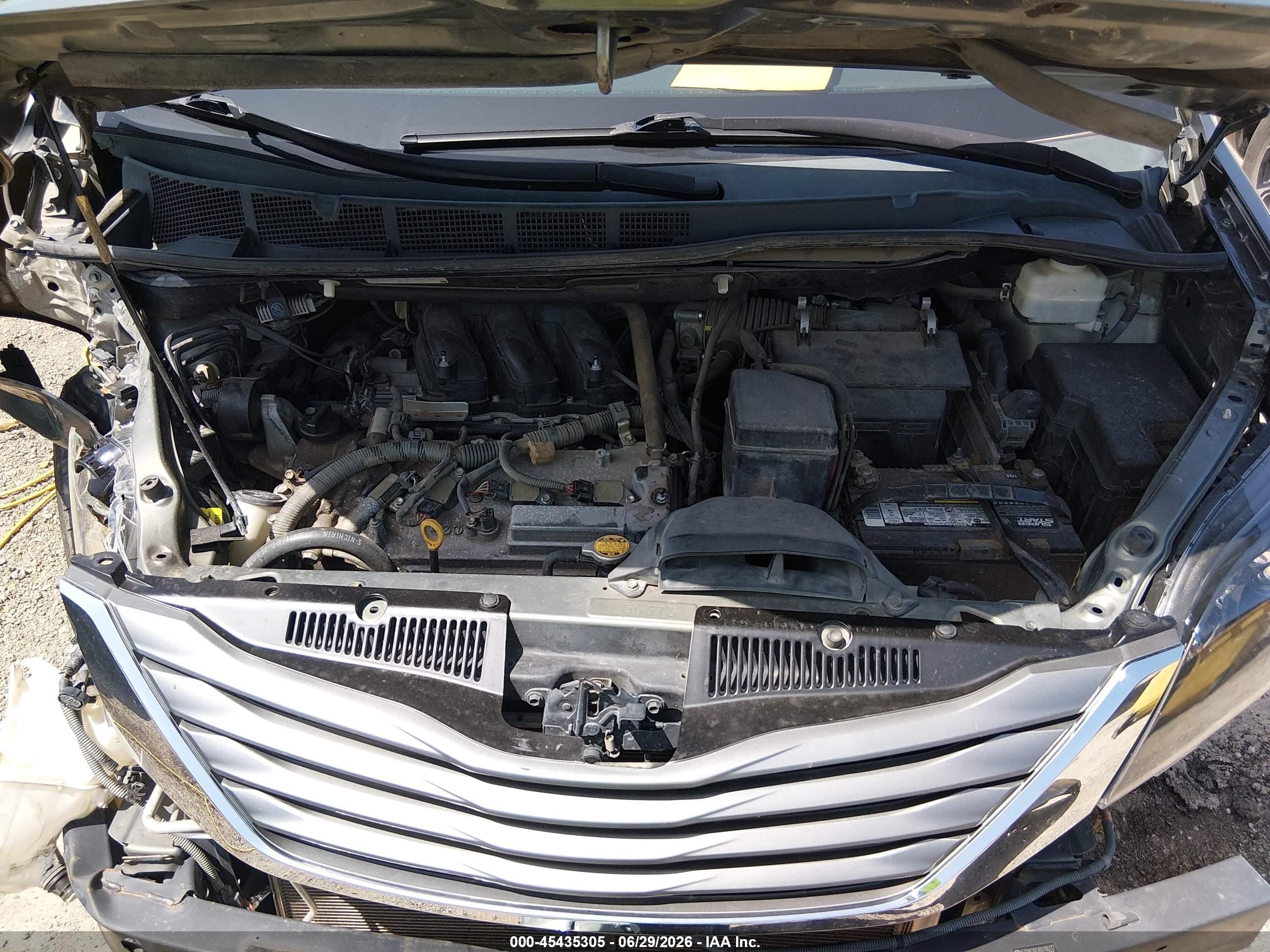 2011 Toyota Sienna Xle V6 Brown vin: 5TDYK3DC4BS106177