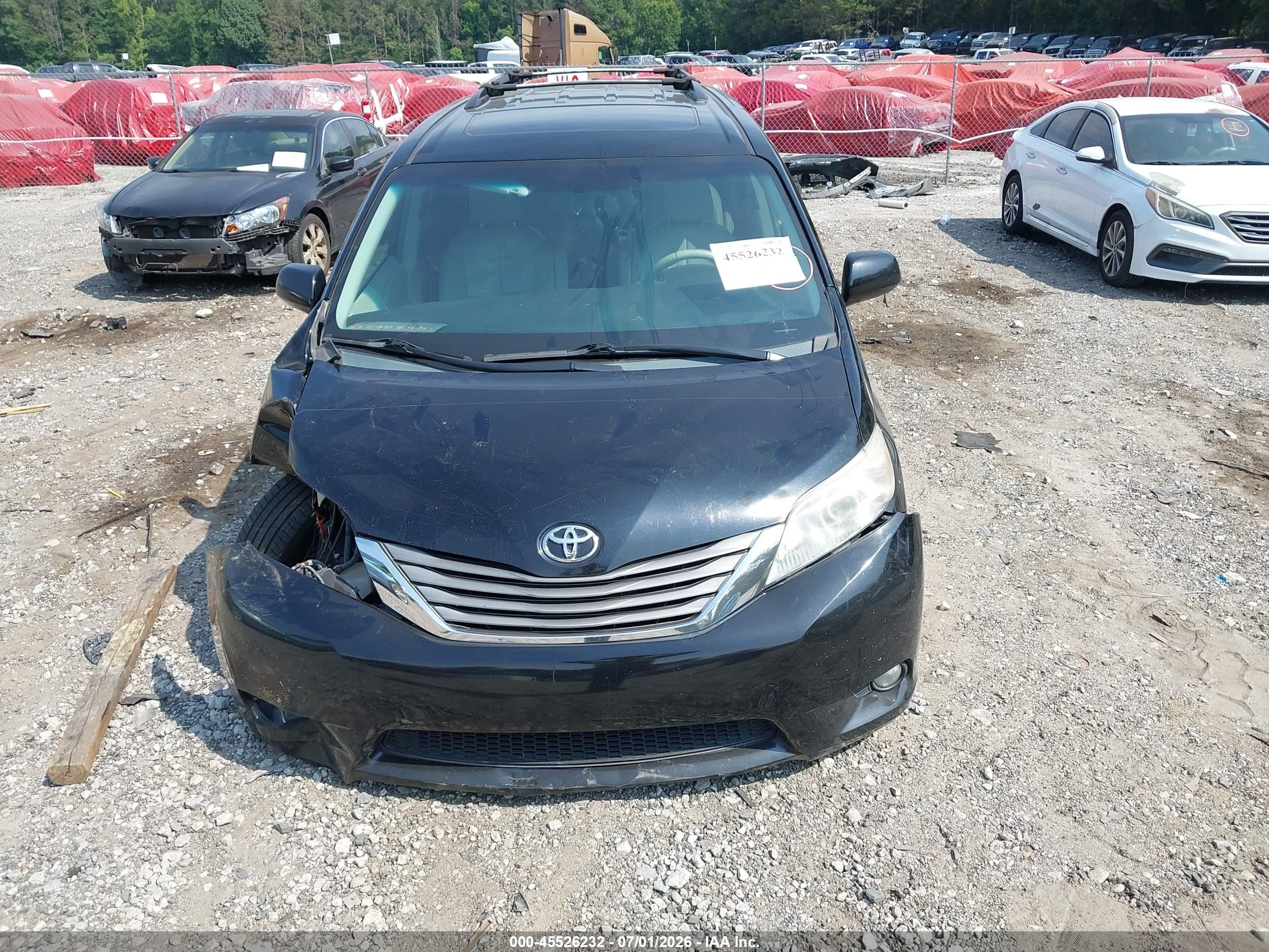 2011 Toyota Sienna Xle V6 Черный vin: 5TDYK3DC4BS109497