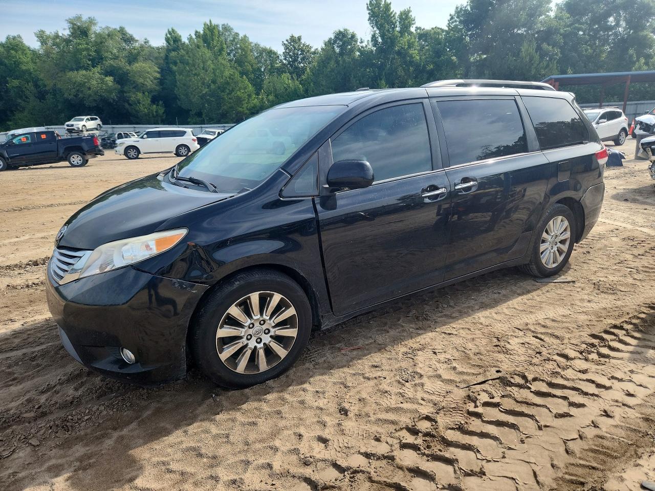 2011 Toyota Sienna Limited 7-passenger Black vin: 5TDYK3DC4BS157579