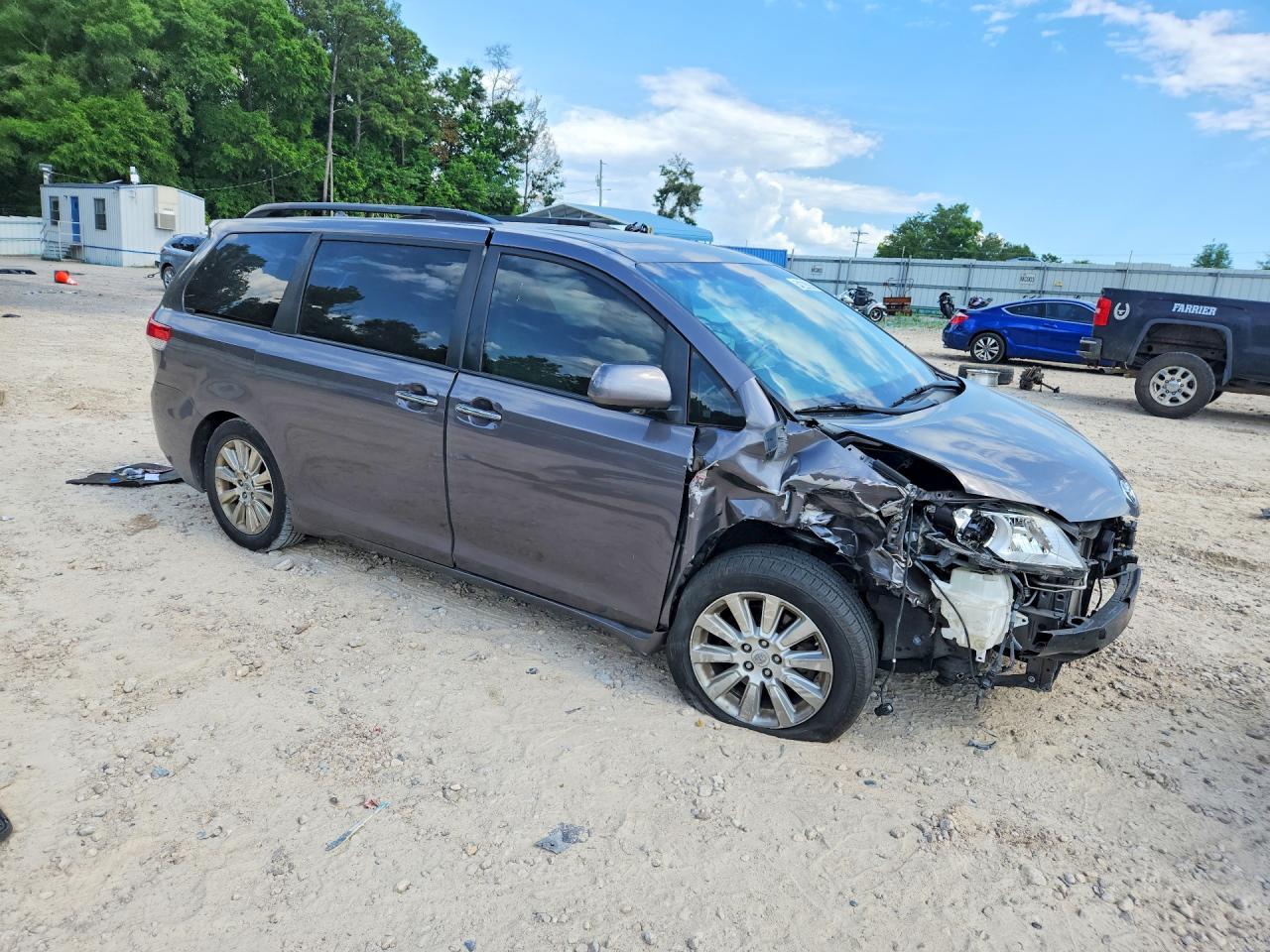 2011 Toyota Sienna Limited 7-passenger Gray vin: 5TDYK3DC4BS158456