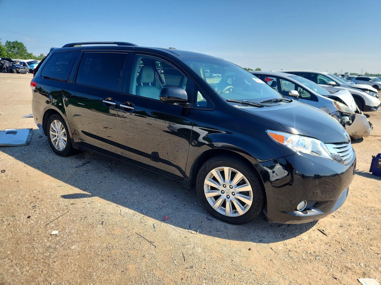 2011 Toyota Sienna Limited 7-passenger Black vin: 5TDYK3DC4BS166833