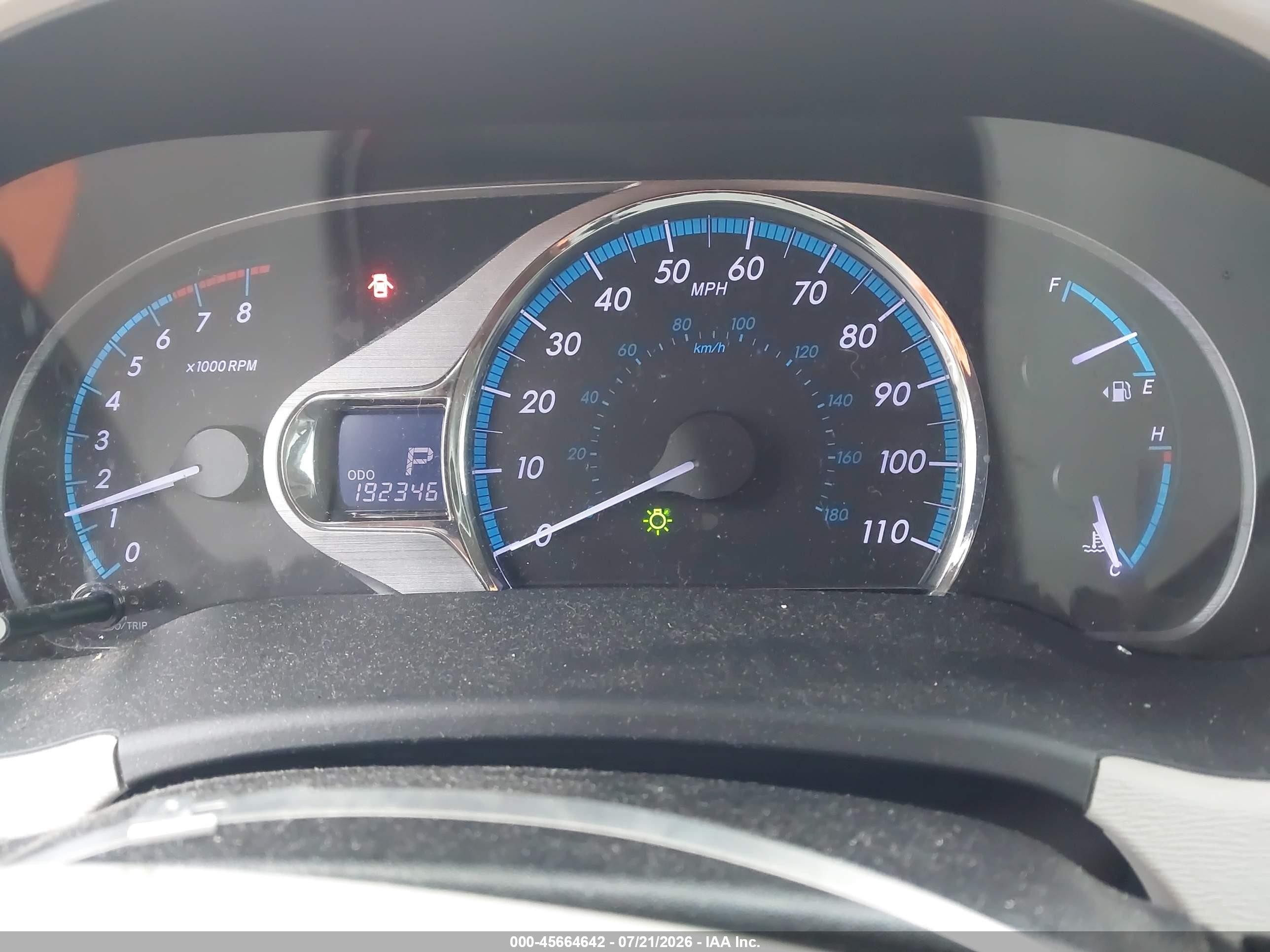 2011 Toyota Sienna Xle V6 Silver vin: 5TDYK3DC4BS167335
