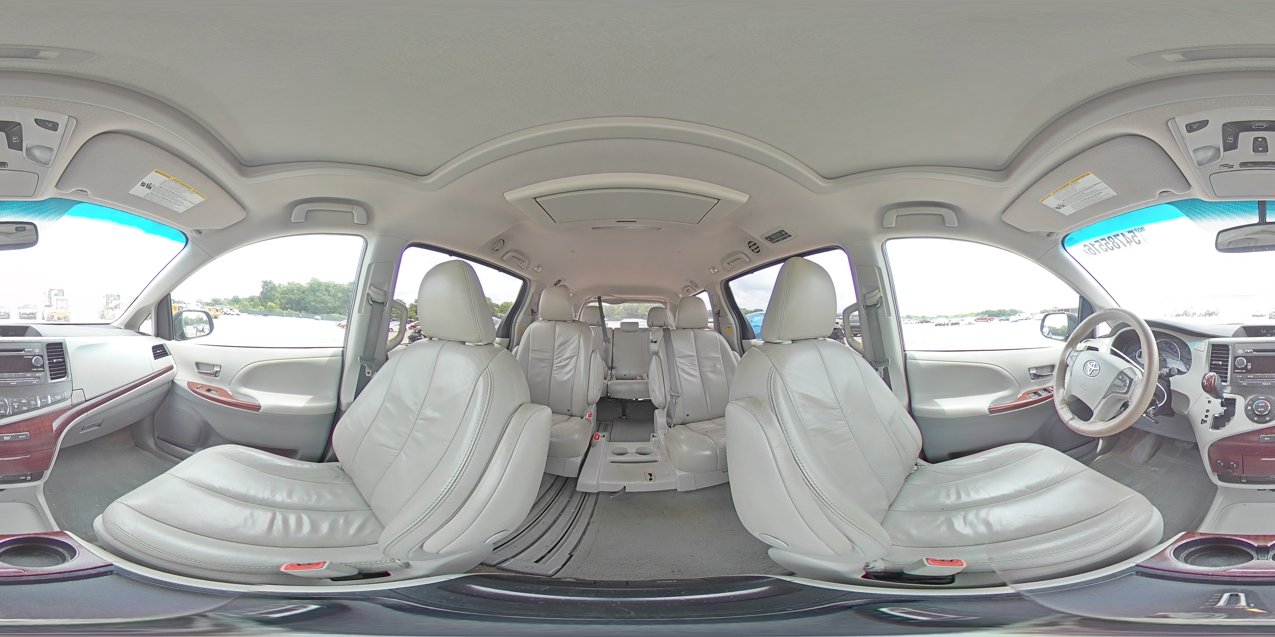 2011 Toyota Sienna Xle 8-passenger Угольный vin: 5TDYK3DC4BS170901