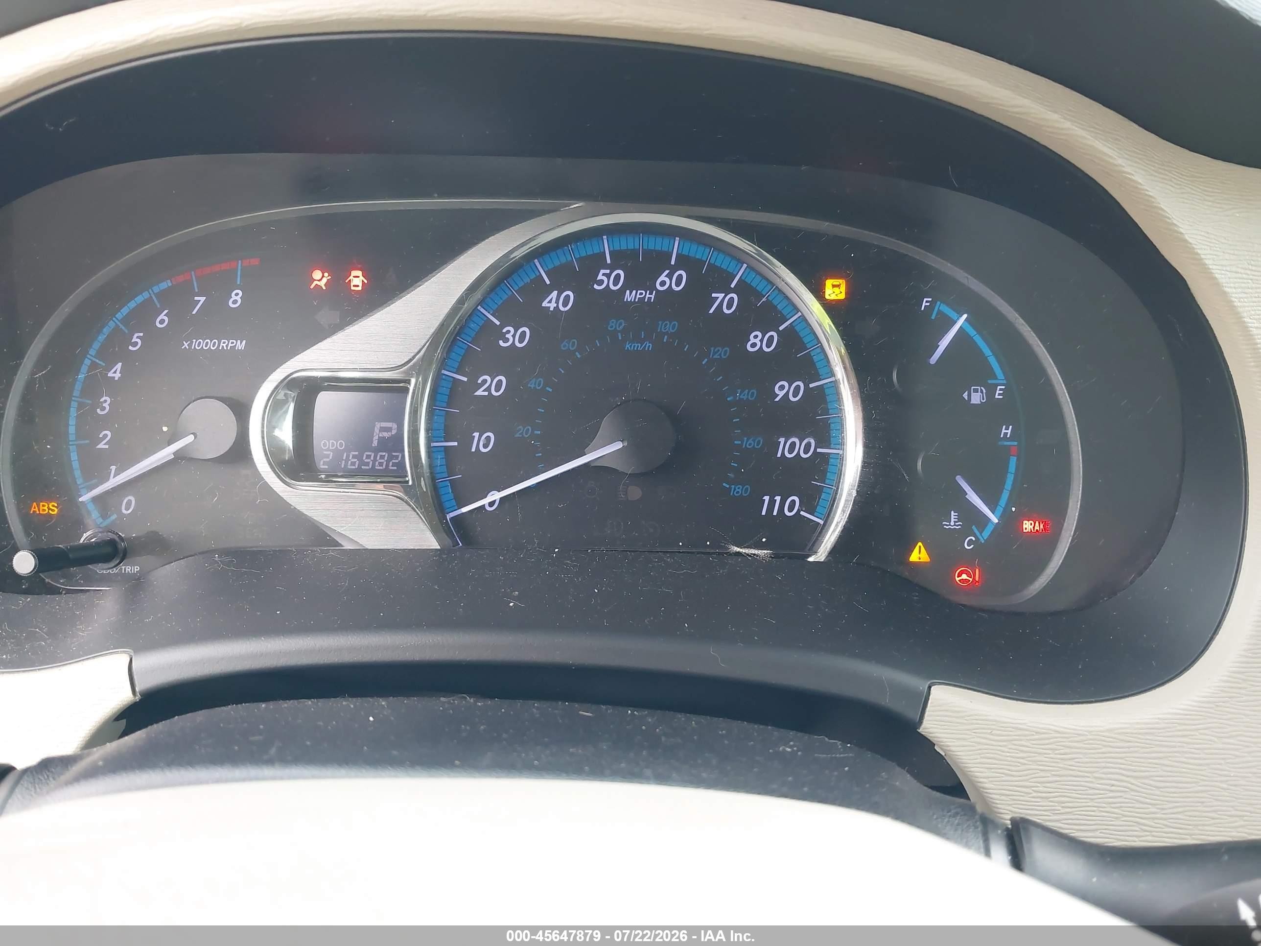 2013 Toyota Sienna Xle V6 8 Passenger White vin: 5TDYK3DC4DS368736
