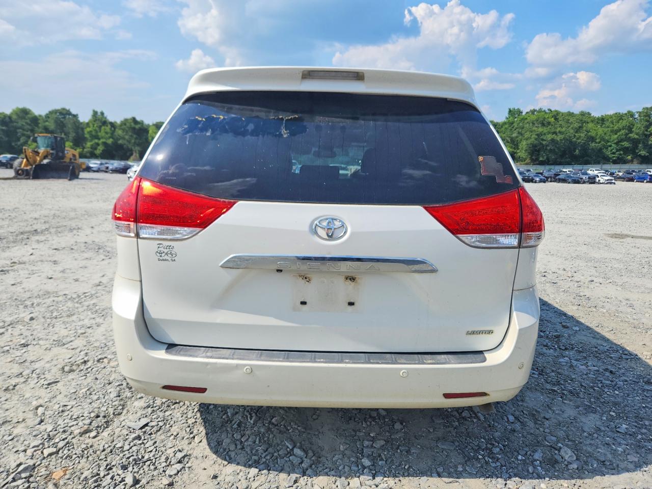 2014 Toyota Sienna Limited 7-passenger White vin: 5TDYK3DC4ES428872
