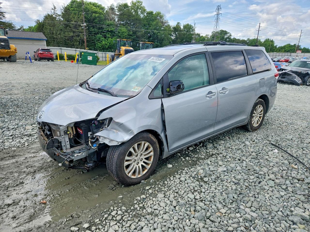 2014 Toyota Sienna Xle 8-passenger Серебряный vin: 5TDYK3DC4ES433277