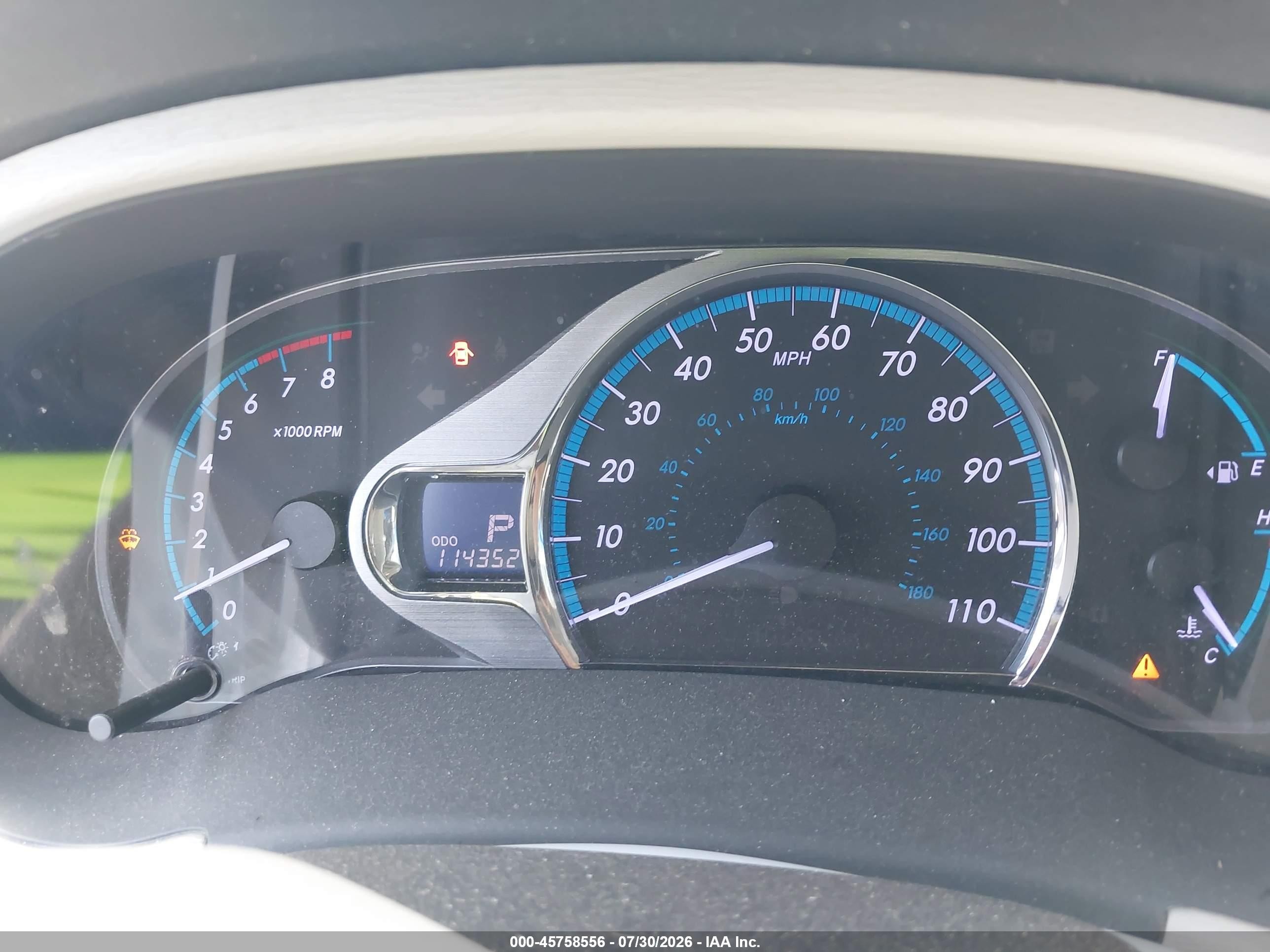 2014 Toyota Sienna Xle V6 8 Passenger Silver vin: 5TDYK3DC4ES459023