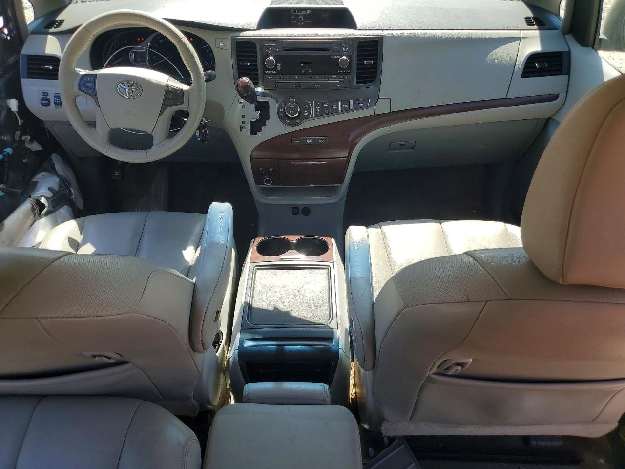 2014 Toyota Sienna Xle 8-passenger Blue vin: 5TDYK3DC4ES520628
