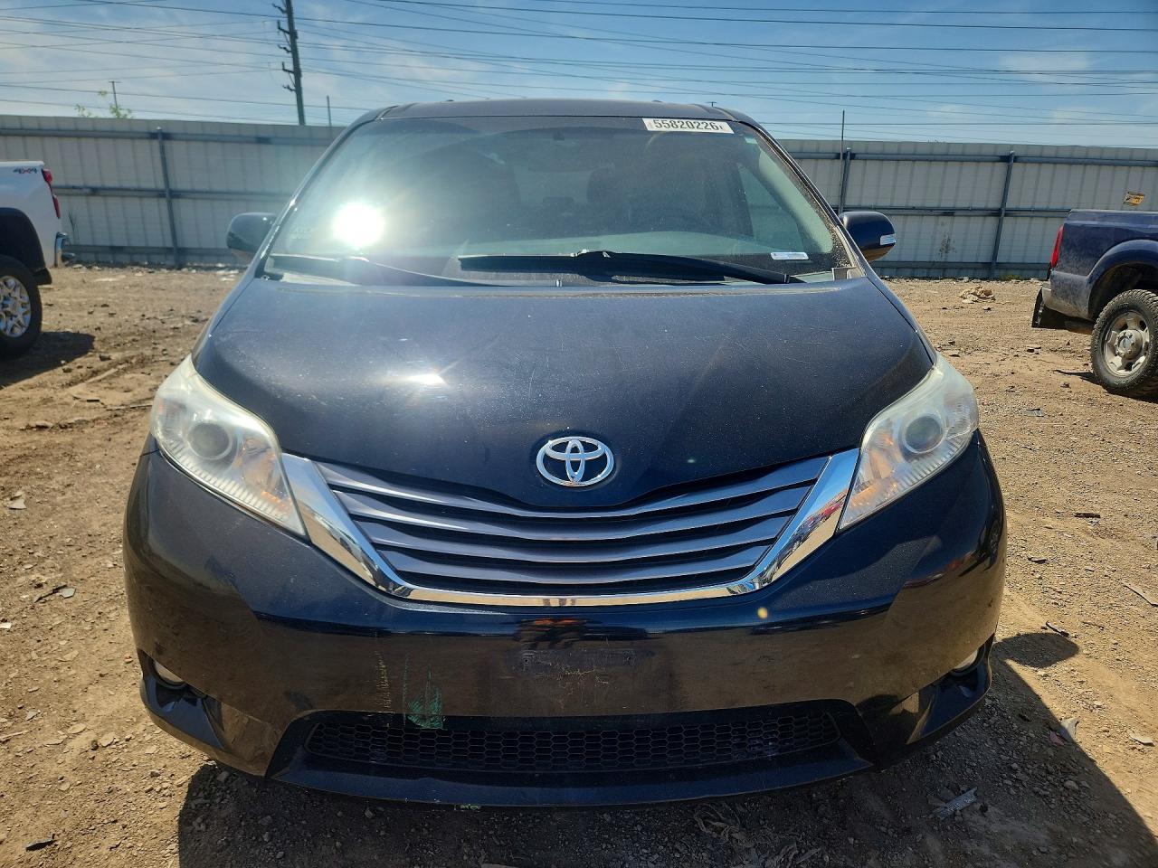 2015 Toyota Sienna Black vin: 5TDYK3DC4FS561147