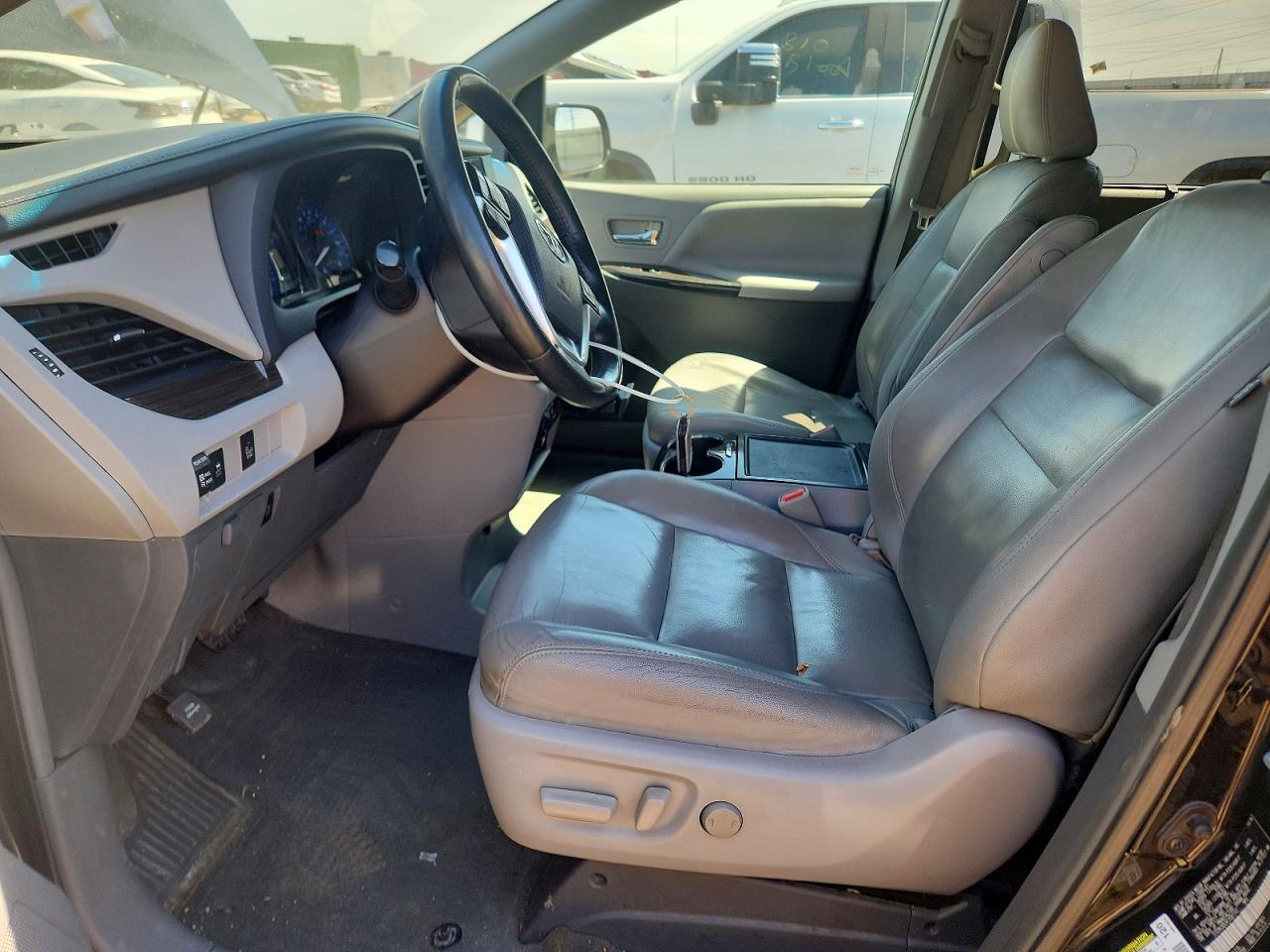 2015 Toyota Sienna Black vin: 5TDYK3DC4FS561147