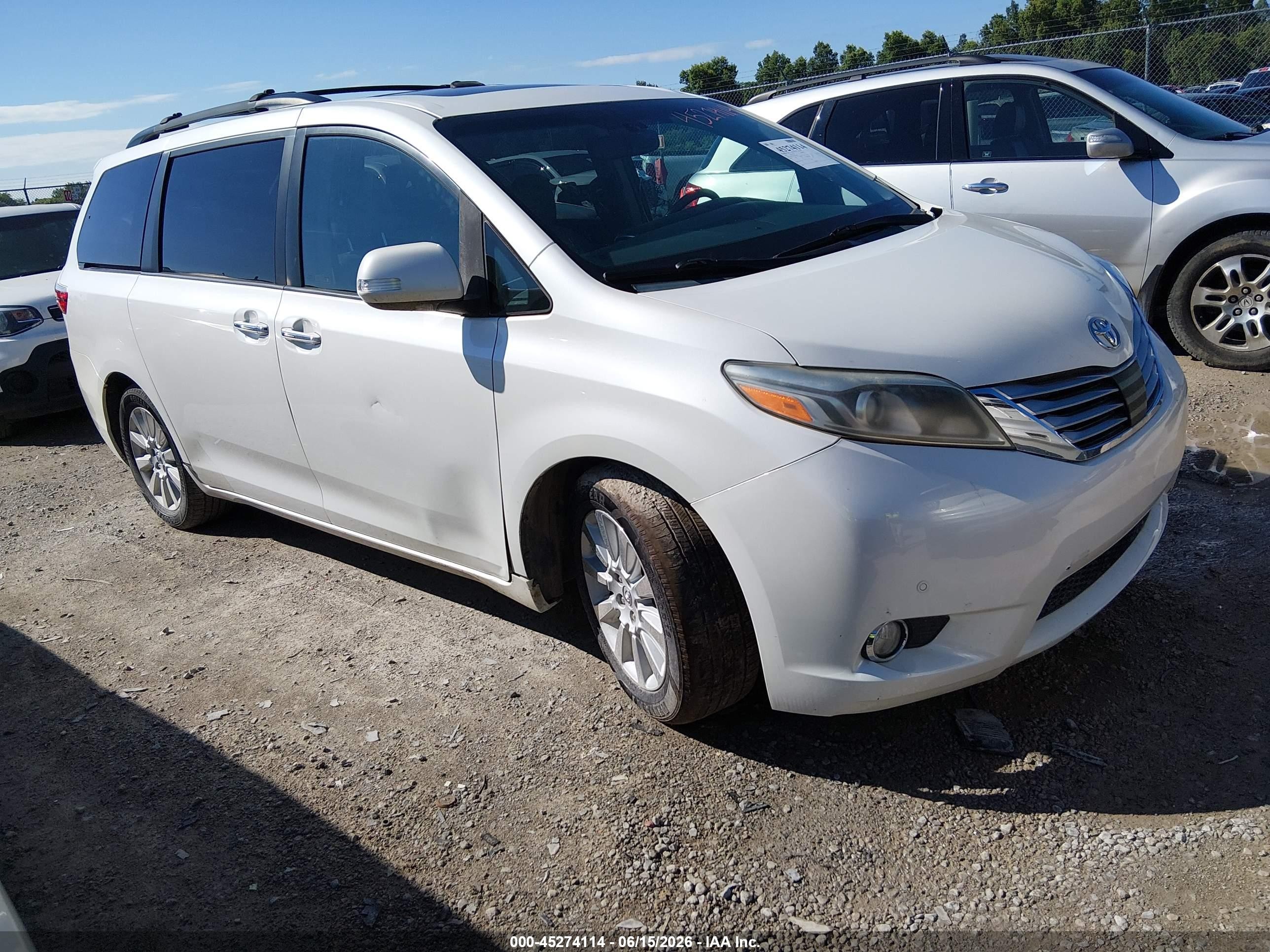 2015 Toyota Sienna Limited Premium 7 Passenger Белый vin: 5TDYK3DC4FS571080