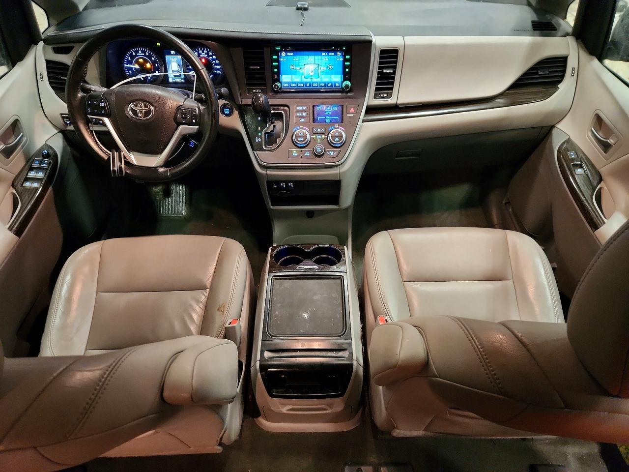 2015 Toyota Sienna Teal vin: 5TDYK3DC4FS575565