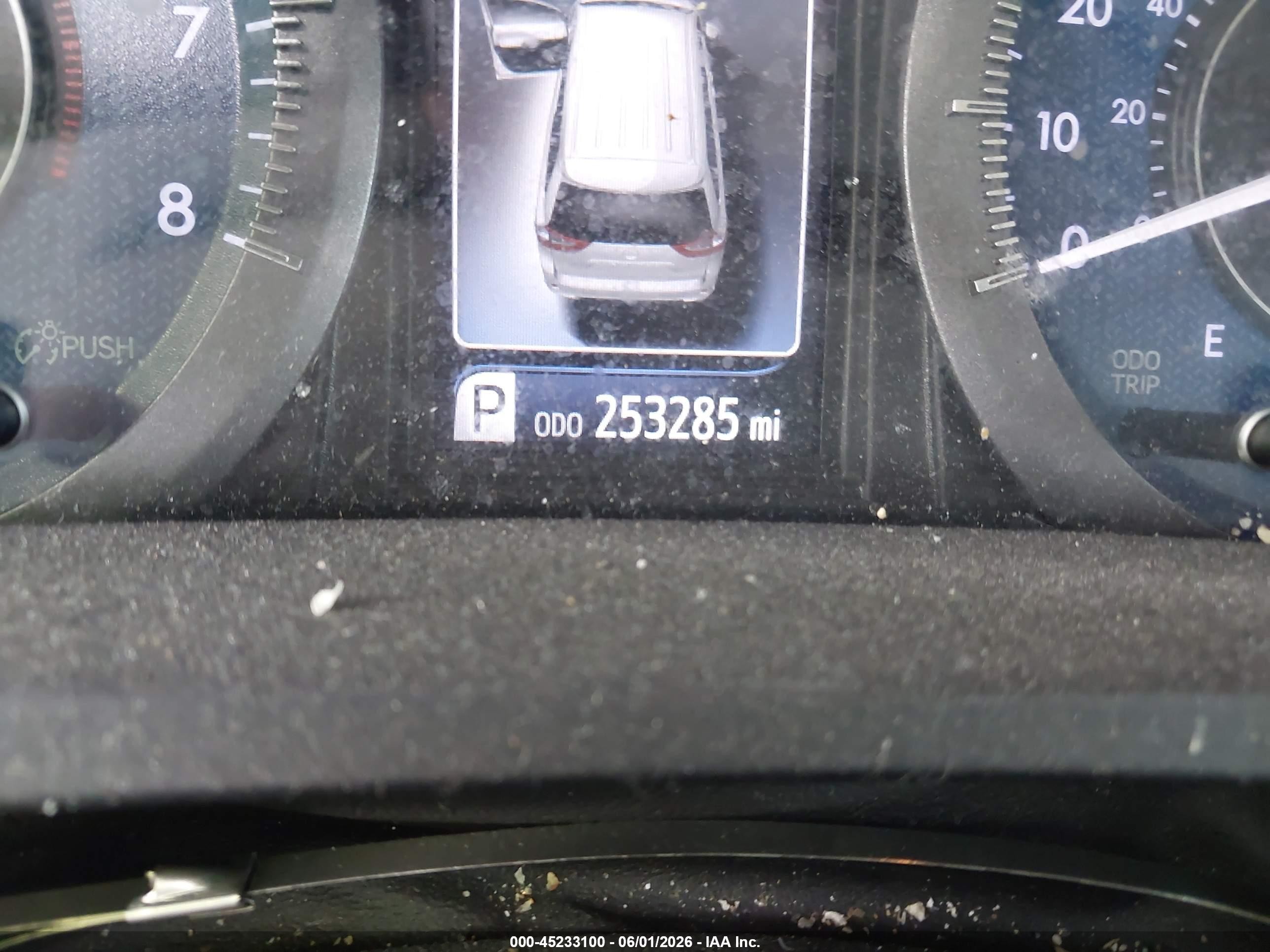 2015 Toyota Sienna Xle 8 Passenger Silver vin: 5TDYK3DC4FS585447