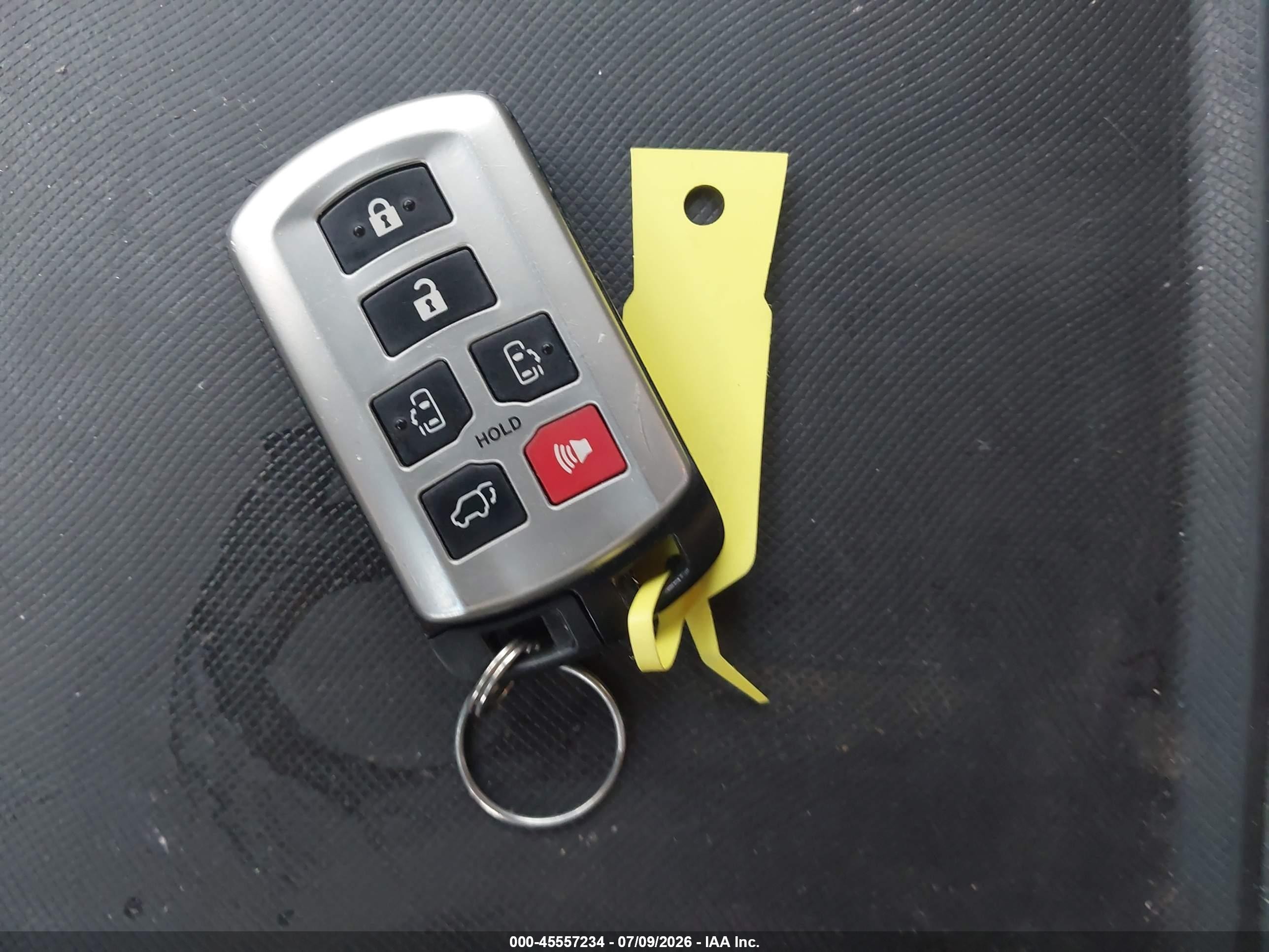 2015 Toyota Sienna Xle 8 Passenger Gray vin: 5TDYK3DC4FS599168