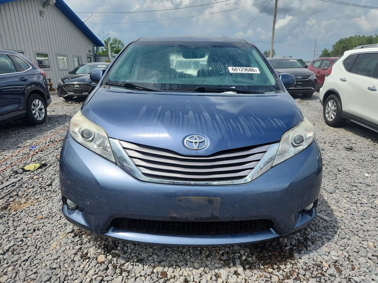 2015 Toyota Sienna Xle Premium 8-passenger Blue vin: 5TDYK3DC4FS609195