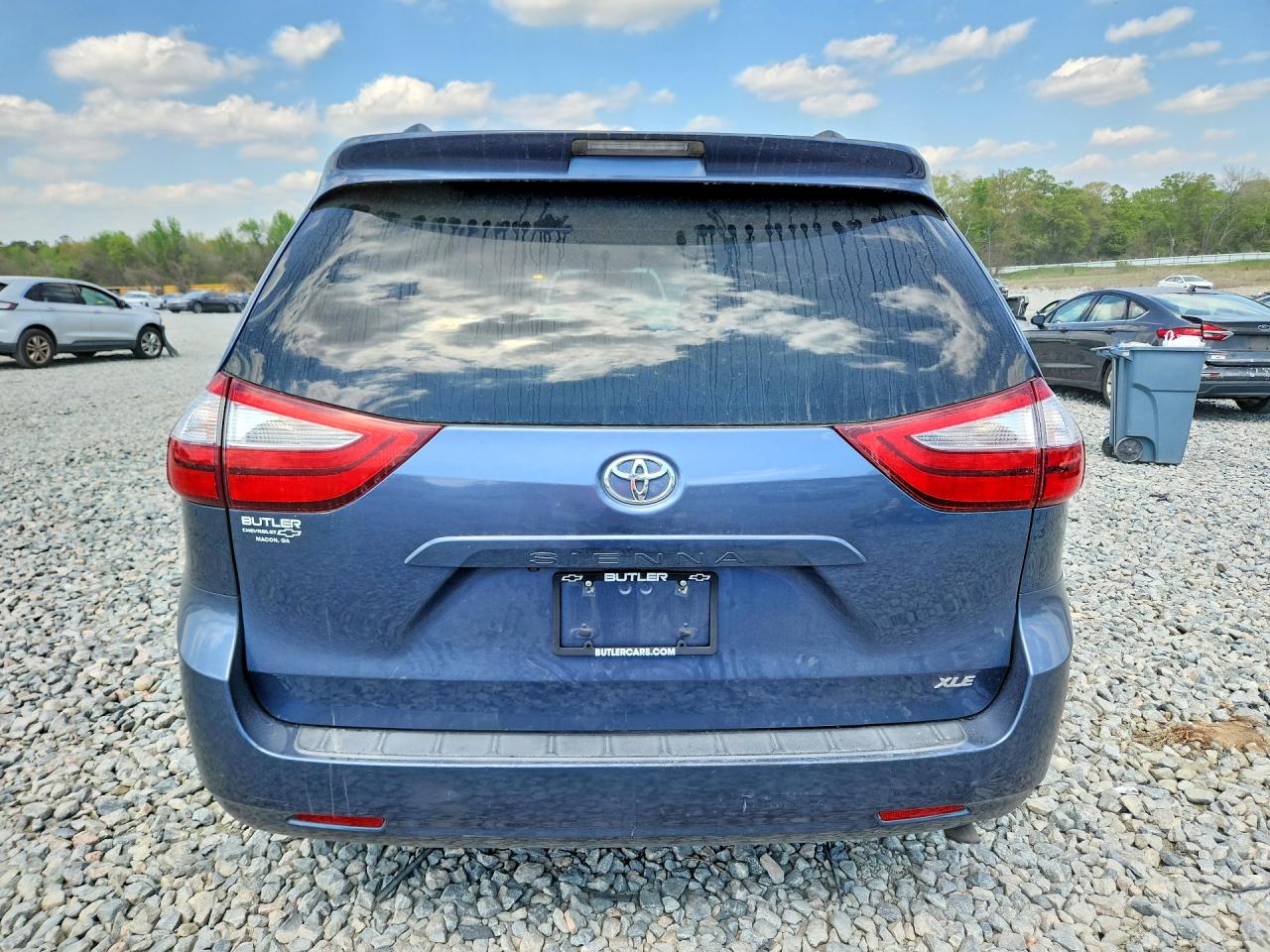 2015 Toyota Sienna Xle 8-passenger Blue vin: 5TDYK3DC4FS630578