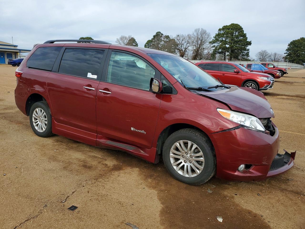 2016 Toyota Sienna Xle Бордовый vin: 5TDYK3DC4GS703112