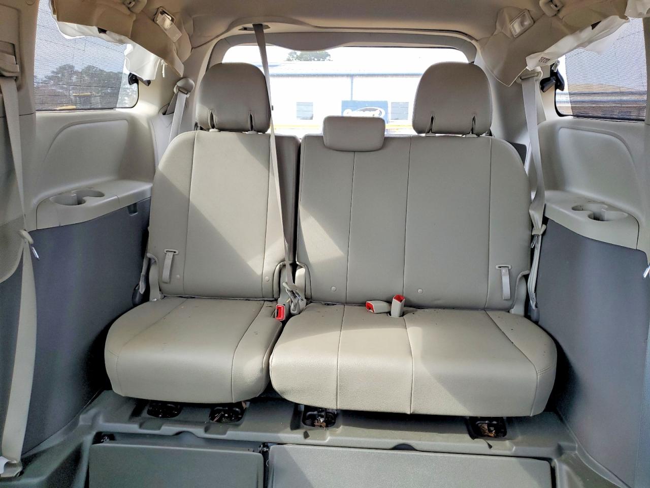 2016 Toyota Sienna Xle Бордовый vin: 5TDYK3DC4GS703112