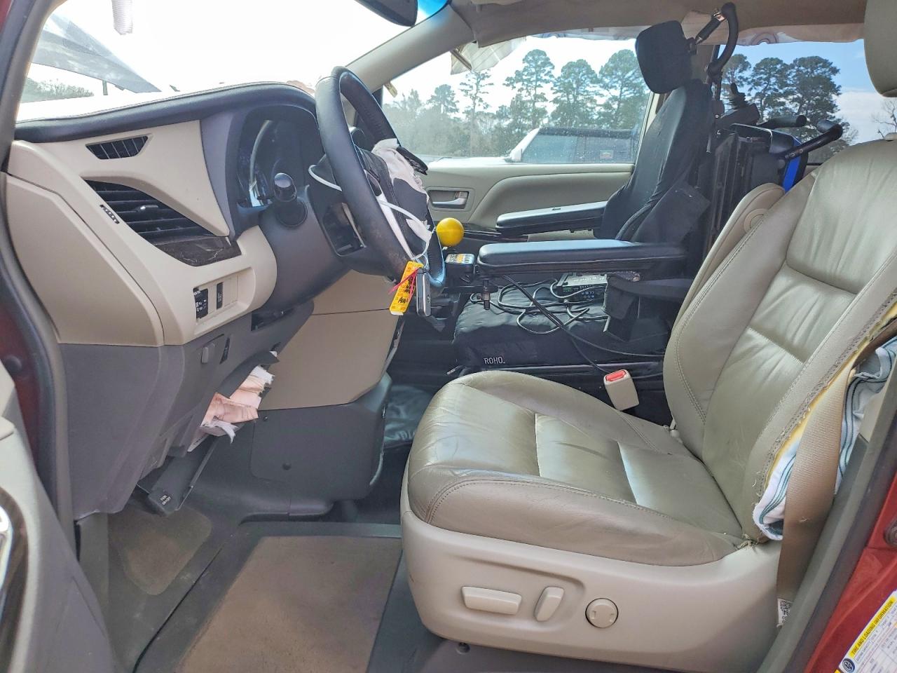 2016 Toyota Sienna Xle Бордовый vin: 5TDYK3DC4GS703112